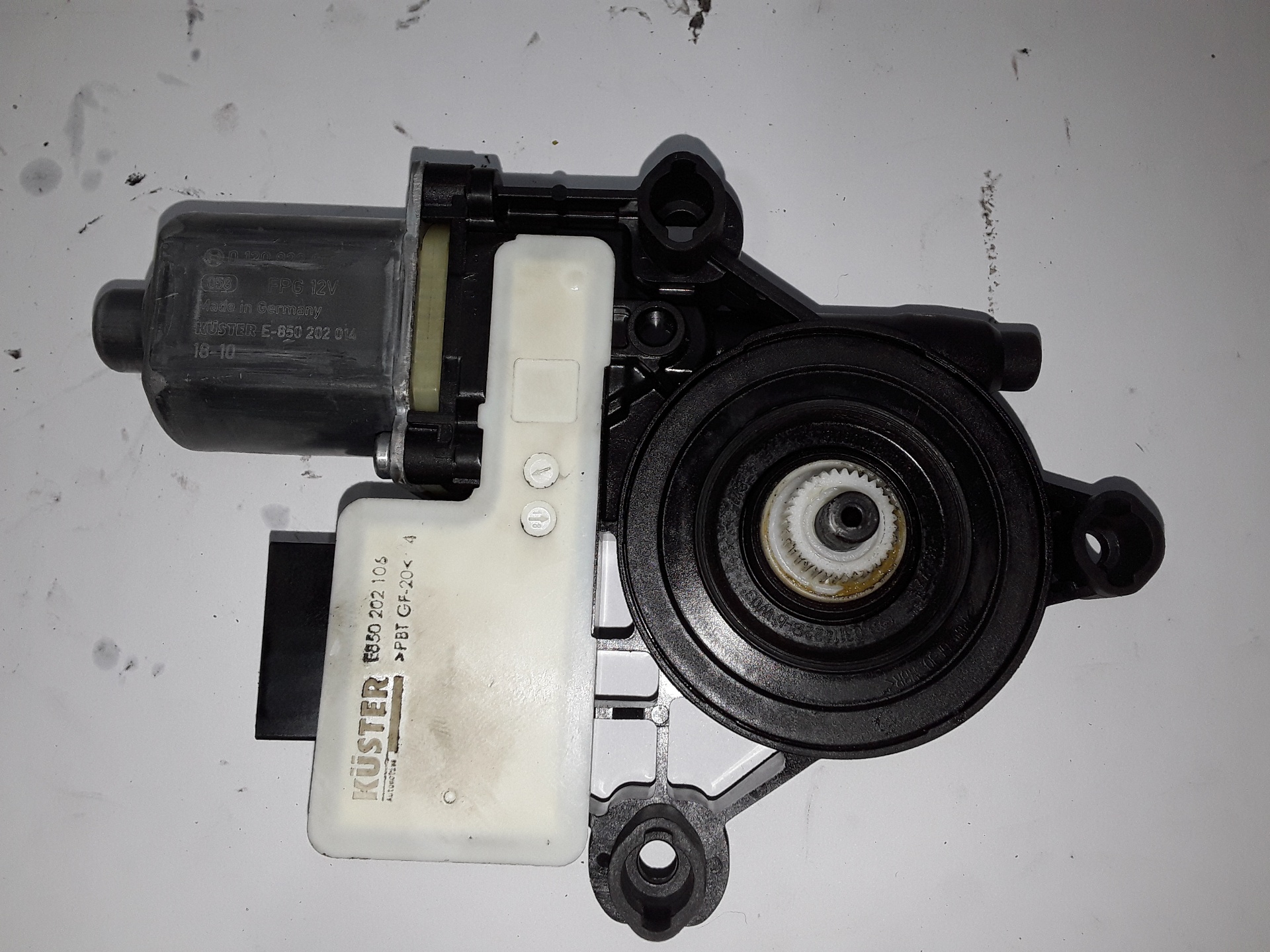 SEAT Alhambra 2 generation (2010-2021) Rear Right Door Window Control Motor 5Q0959812D 19295984