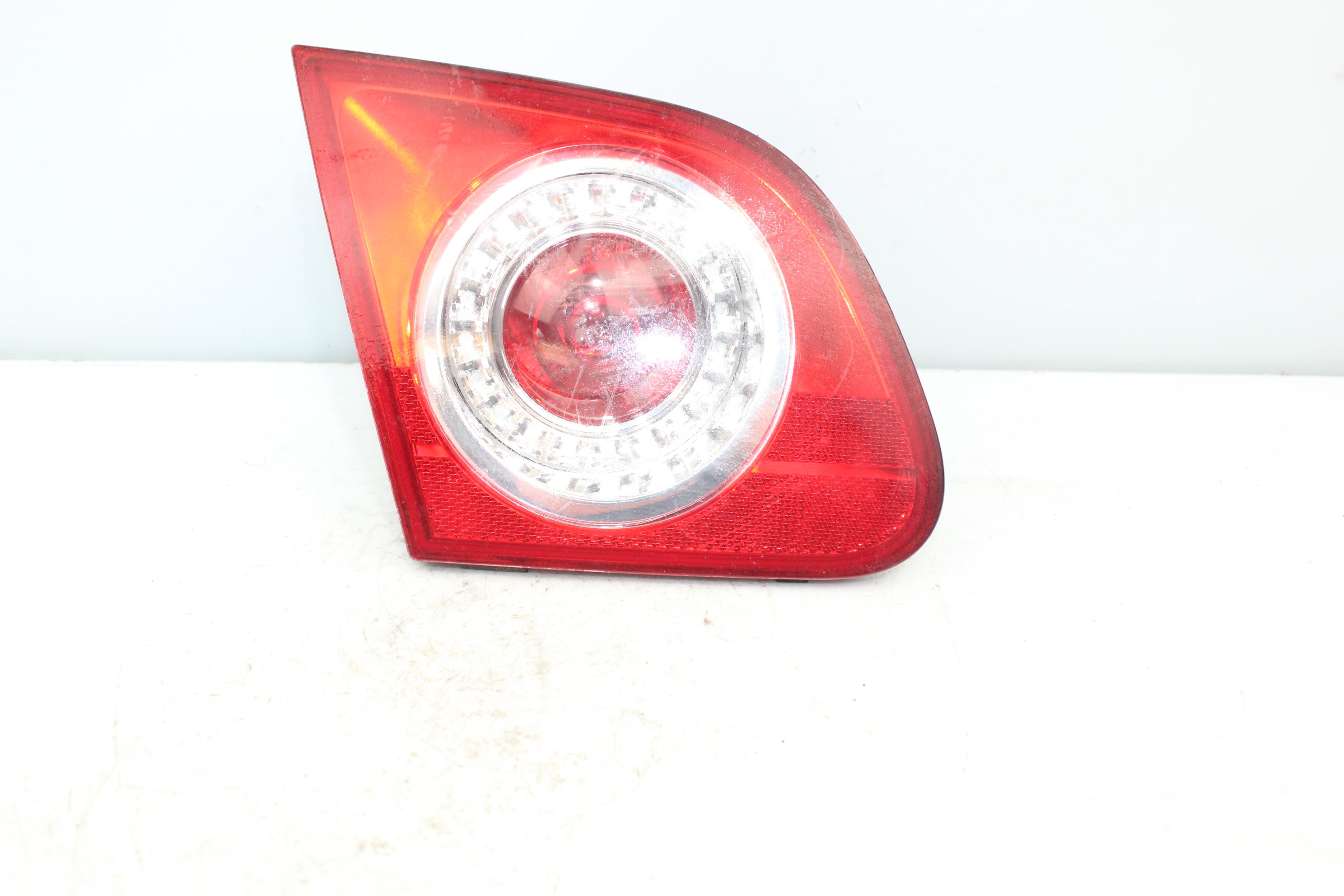 VOLKSWAGEN Passat B6 (2005-2010) Rear Left Taillight 5G0945094AE 23779057