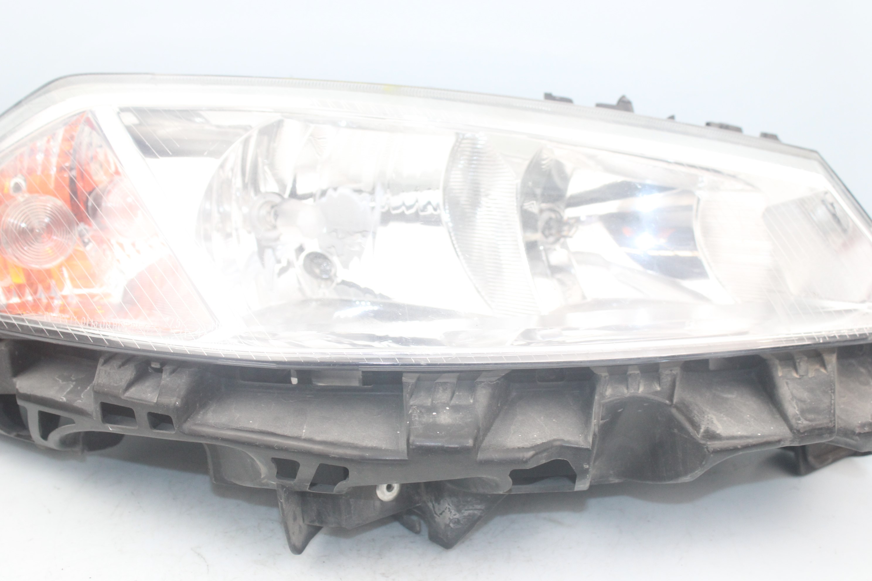 RENAULT Megane 2 generation (2002-2012) Front Right Headlight 085511142R 23809664