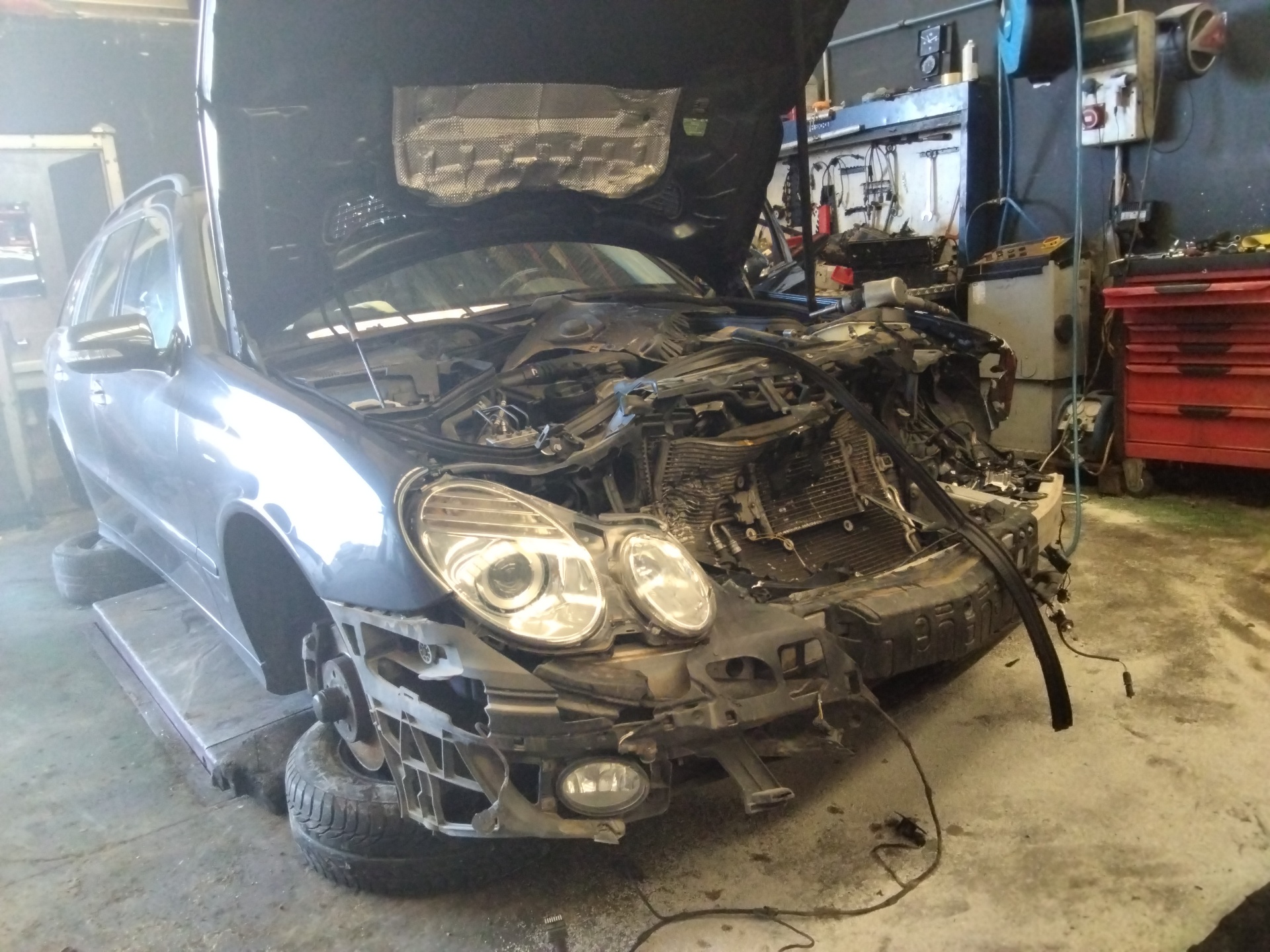 MERCEDES-BENZ E-Class W211/S211 (2002-2009) Защита двигателя 0111337A 25186539