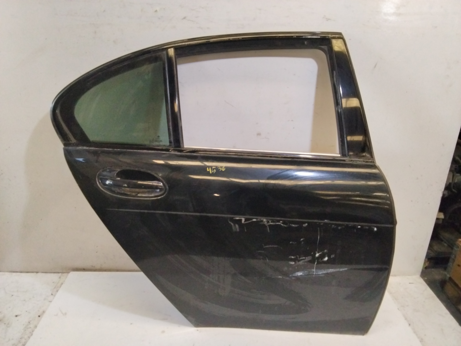 BMW 7 Series E65/E66 (2001-2008) Rear Right Door NOREF 26246373