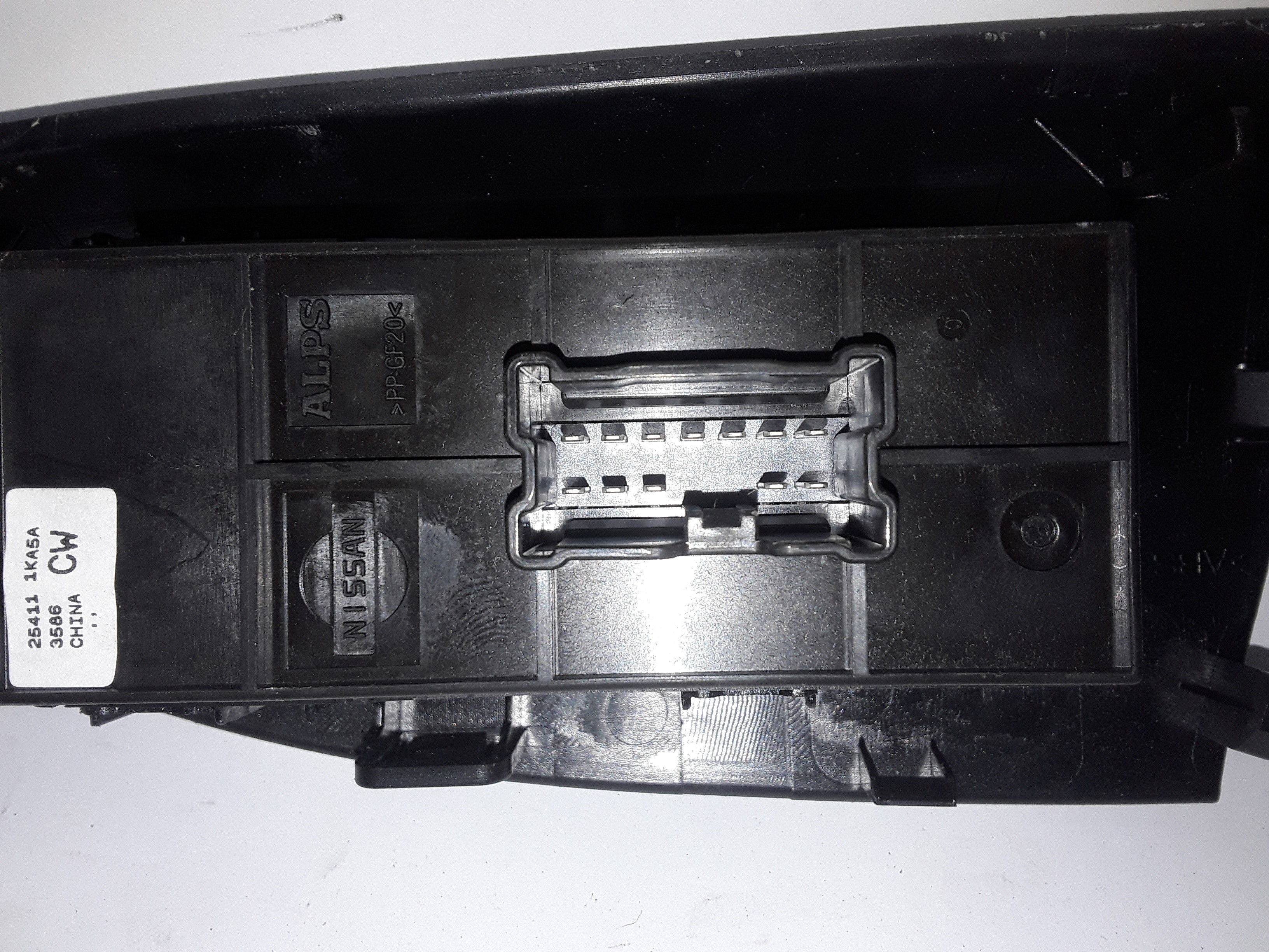 NISSAN Juke YF15 (2010-2020) Front Right Door Window Switch 254111KA5A 19306270