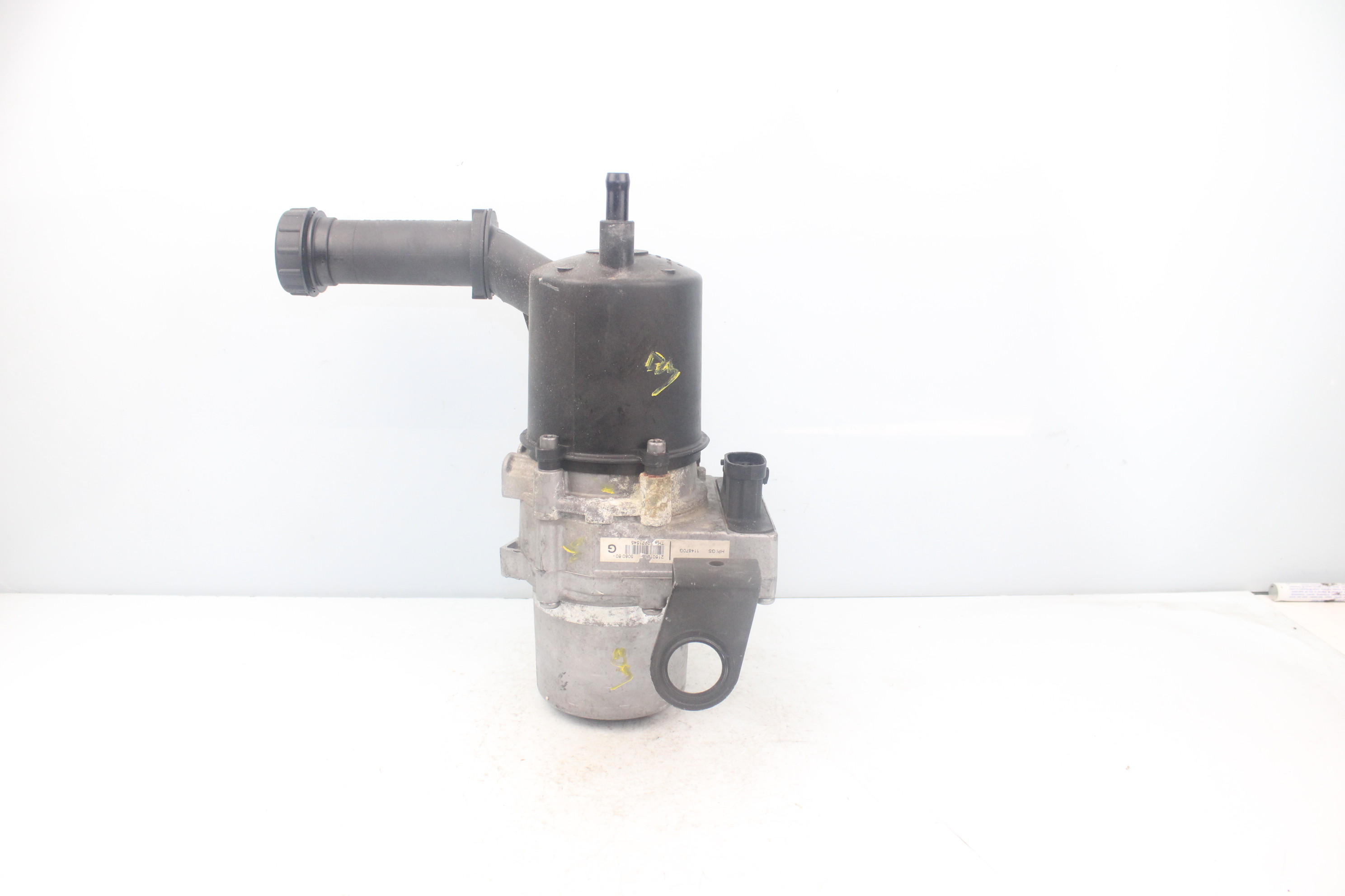 CITROËN C4 1 generation (2004-2011) Power Steering Pump 9657613480 26031079