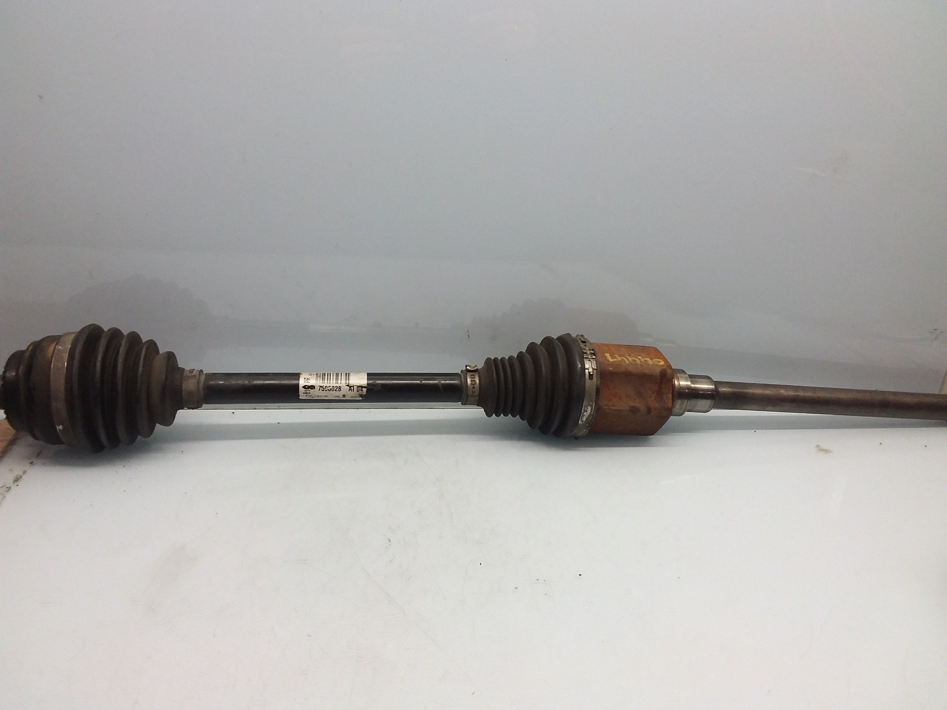 BMW X4 F26 (2014-2018) Front Right Driveshaft 7598028 19265070