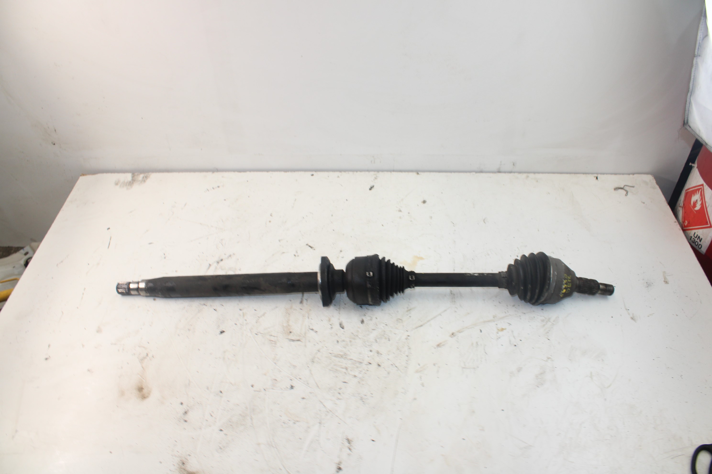 OPEL Insignia A (2008-2016) Arbre de transmission avant droit NOTIENEREFERENCIA 25188697