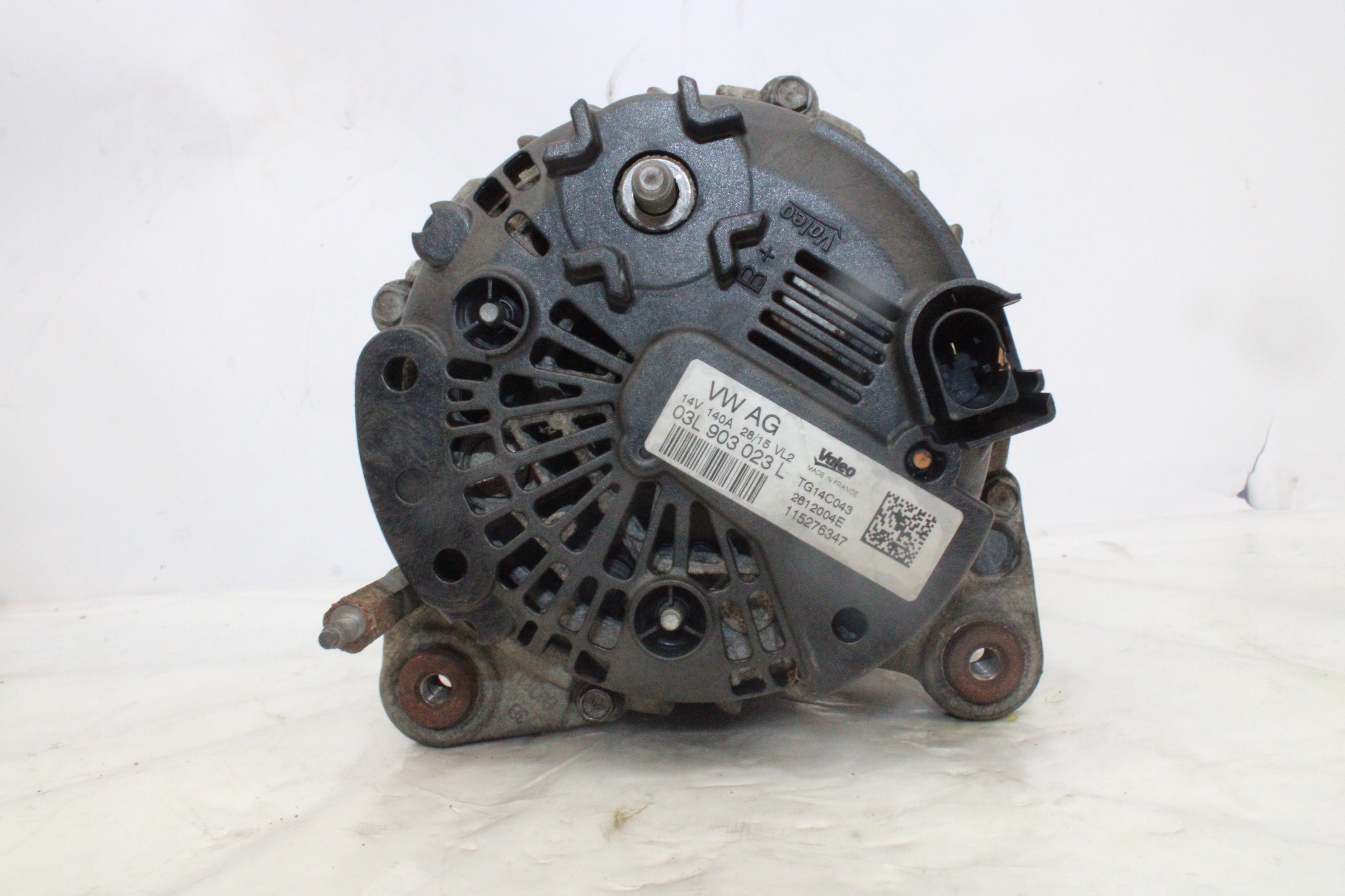 VOLKSWAGEN Passat B8 (2014-2023) Alternator 03L903023L 21073671