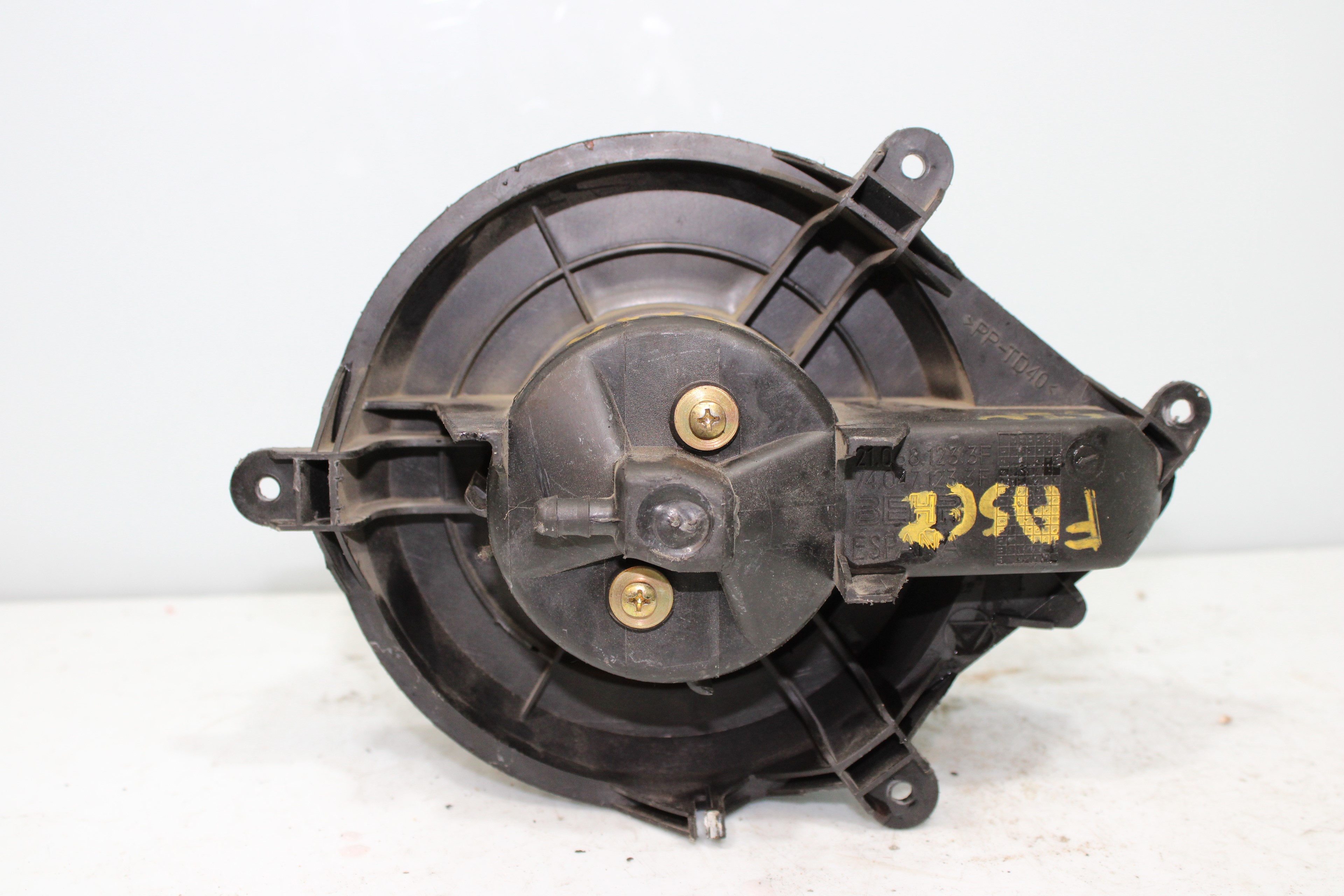 CITROËN Xsara 1 generation (1997-2004) Heater Blower Fan 210681233F 23889415