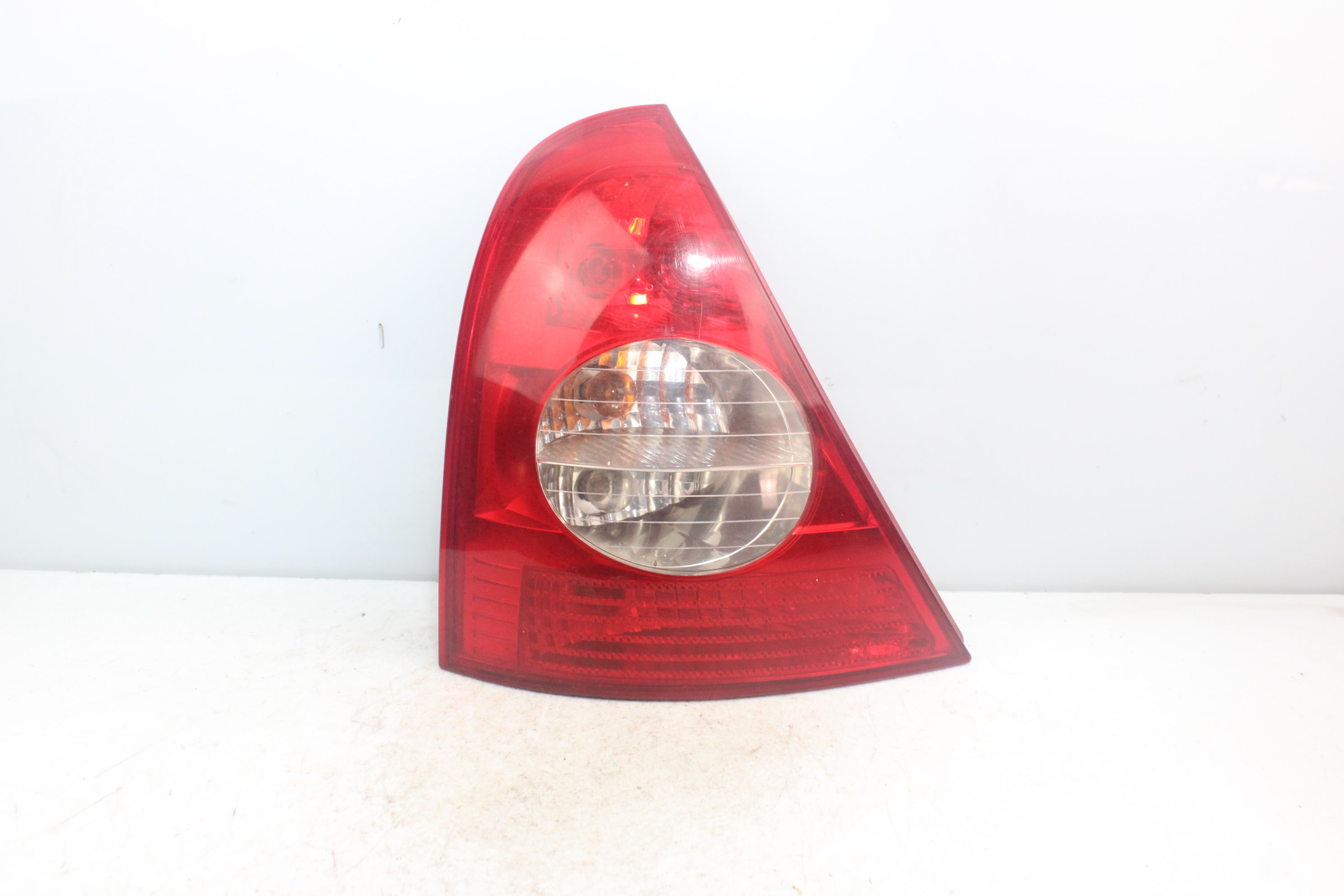 RENAULT Clio 3 generation (2005-2012) Rear Left Taillight NOTIENEREFERENCIA 25180805