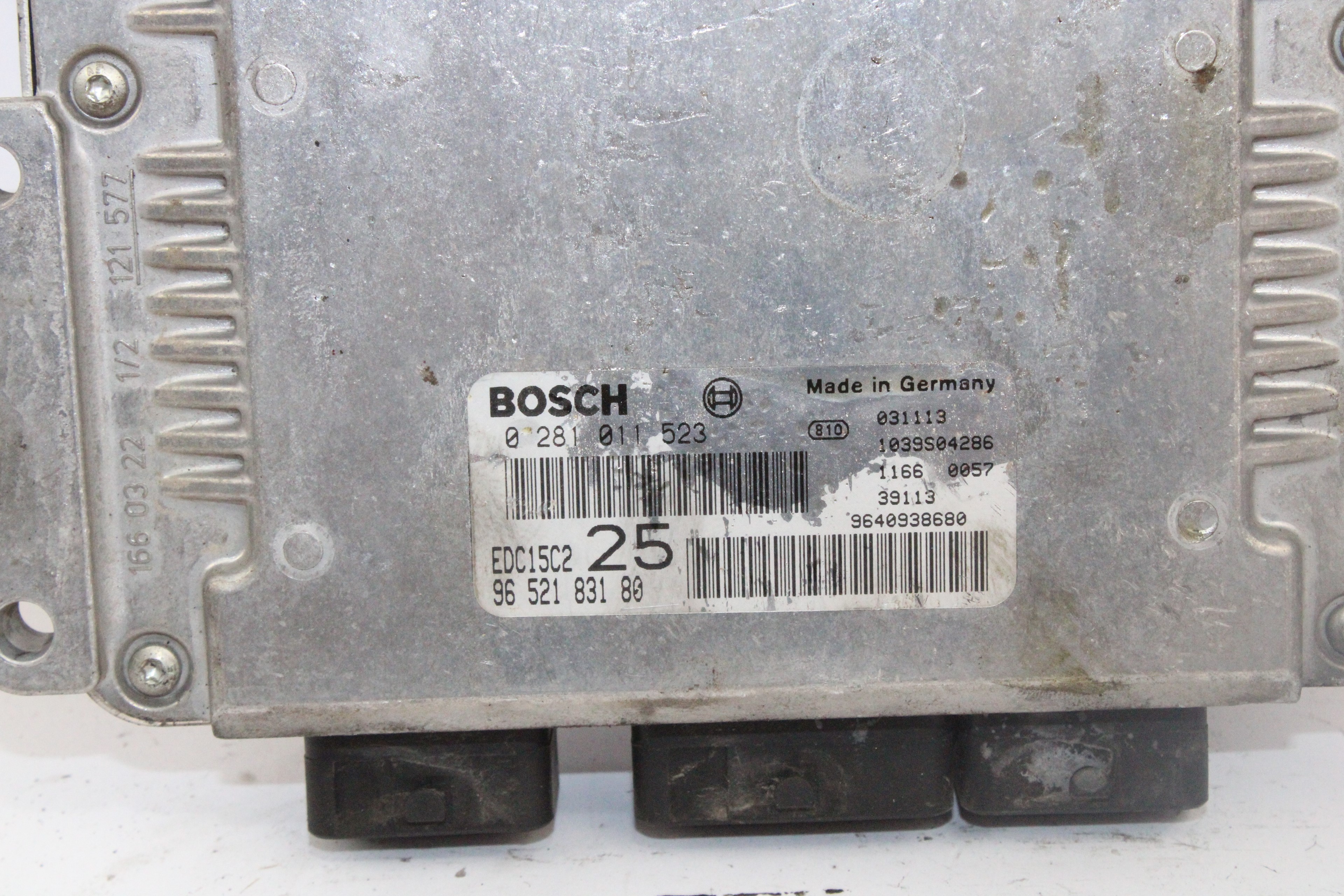 Centralita motor uce 0281011523 de Citroen Xsara (n1) 2000-2005 - pieza usada