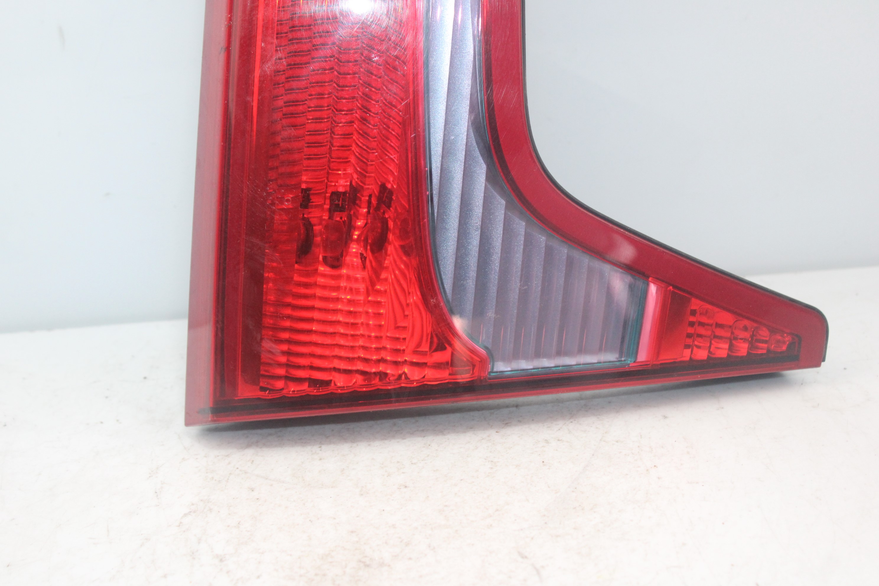 CITROËN C5 1 generation (2001-2008) Rear Left Taillight 89032711X31 25180983