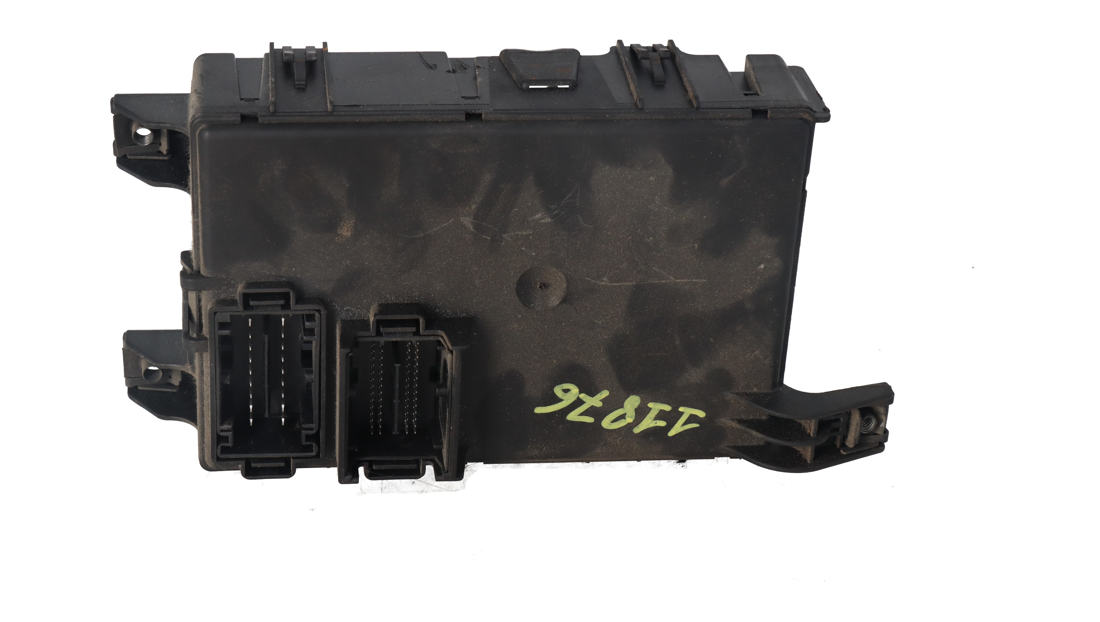 Caja de relés / fusibles Z13DTJ,A13DTC,Z13DTH 13142241 de Opel Corsa d (s07) 2011-2014 - pieza usada