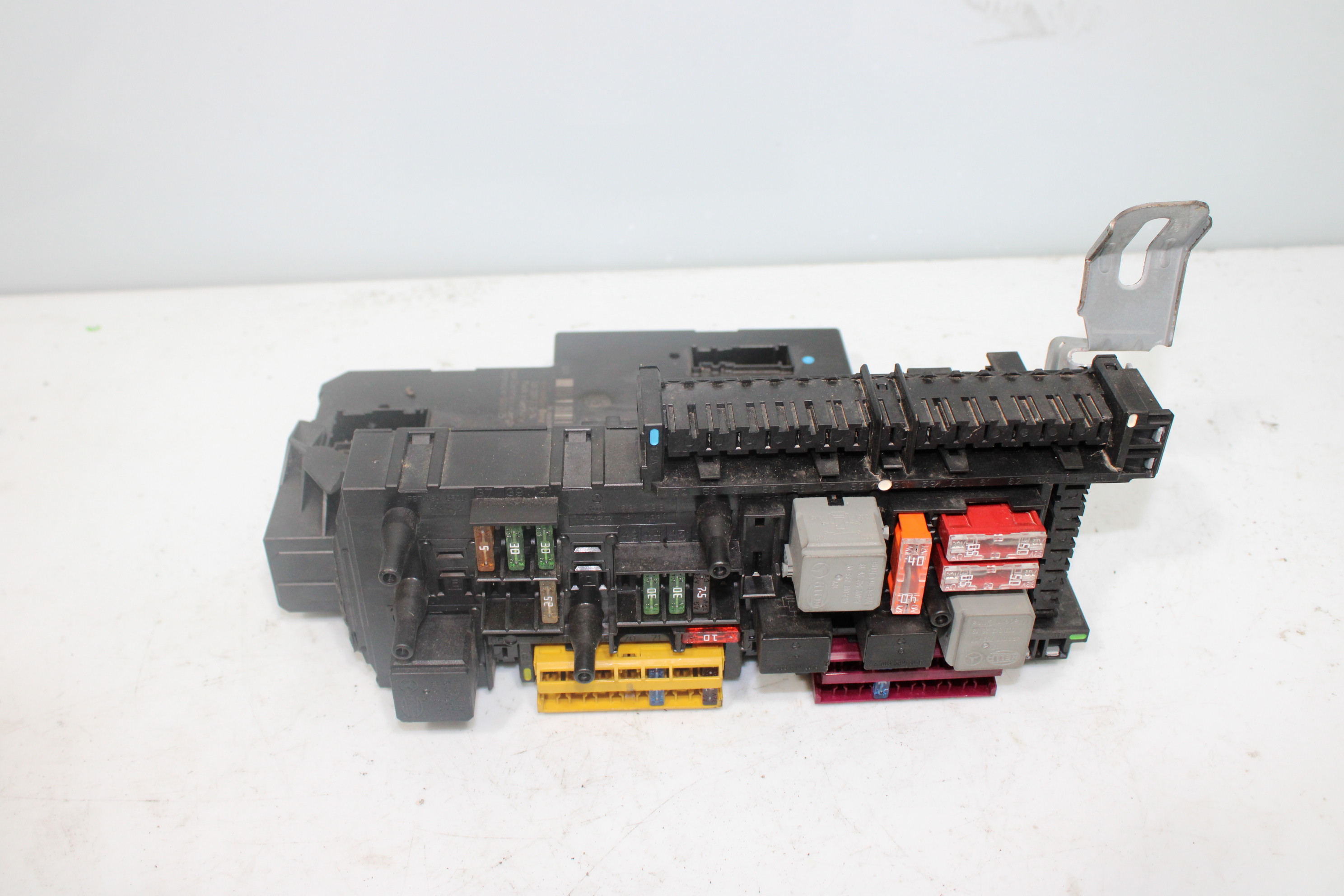 MERCEDES-BENZ C-Class W204/S204/C204 (2004-2015) Fuse Box 5DK00922514 25160486