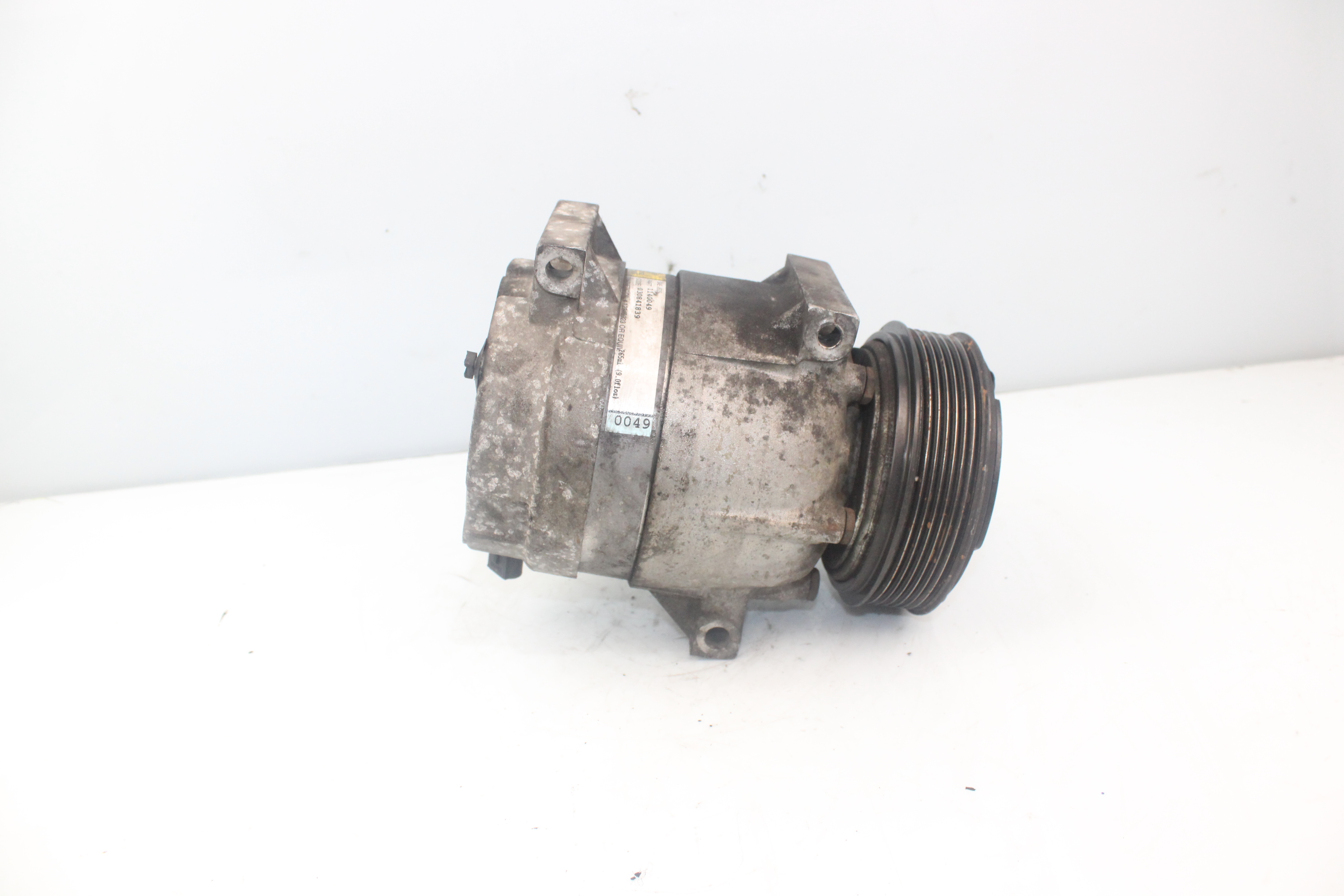 RENAULT Pompă de aer conditionat 8200343375 23768435