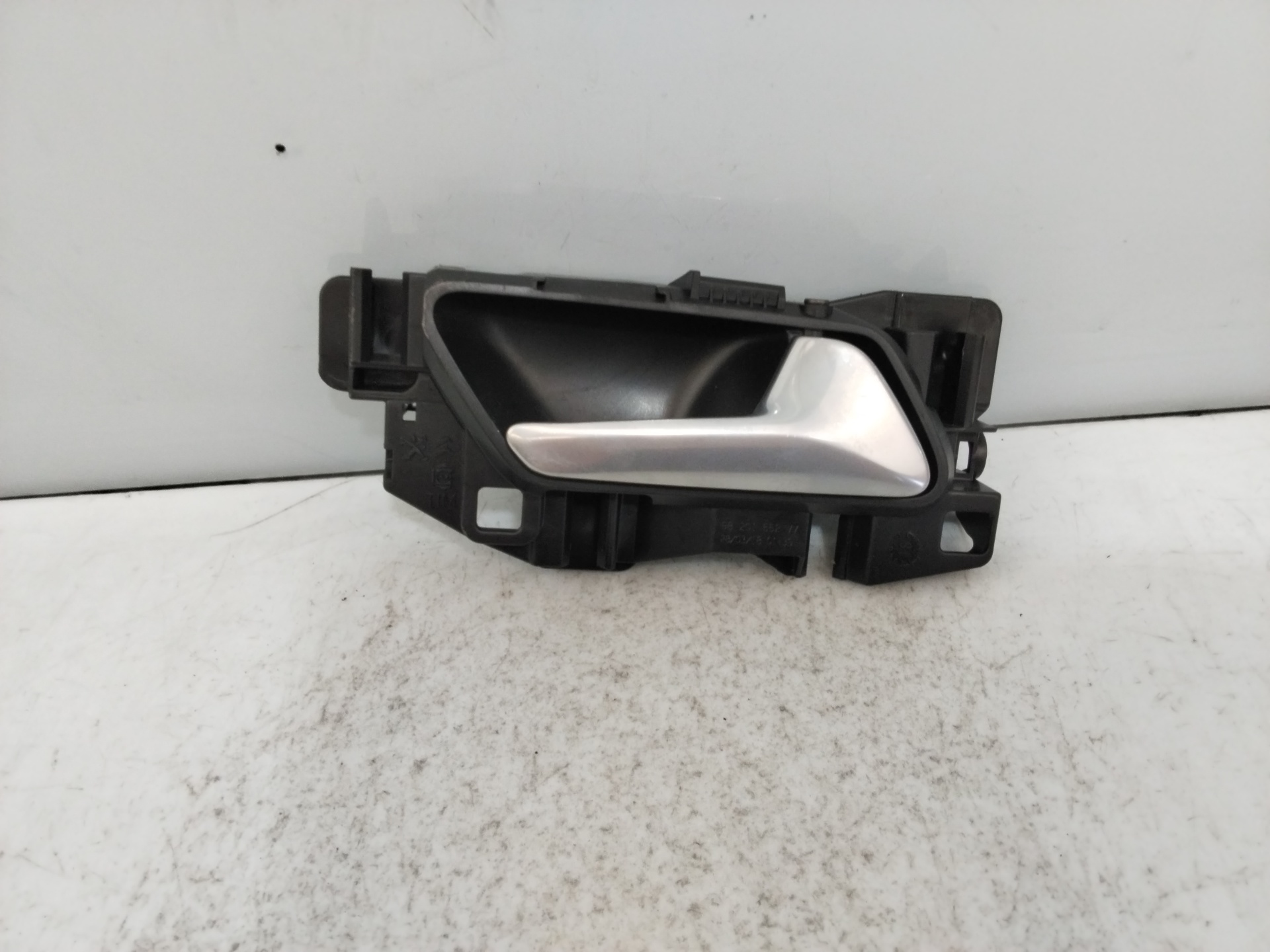 PEUGEOT 3008 2 generation (2017-2023) Right Rear Internal Opening Handle 98201552 25332740