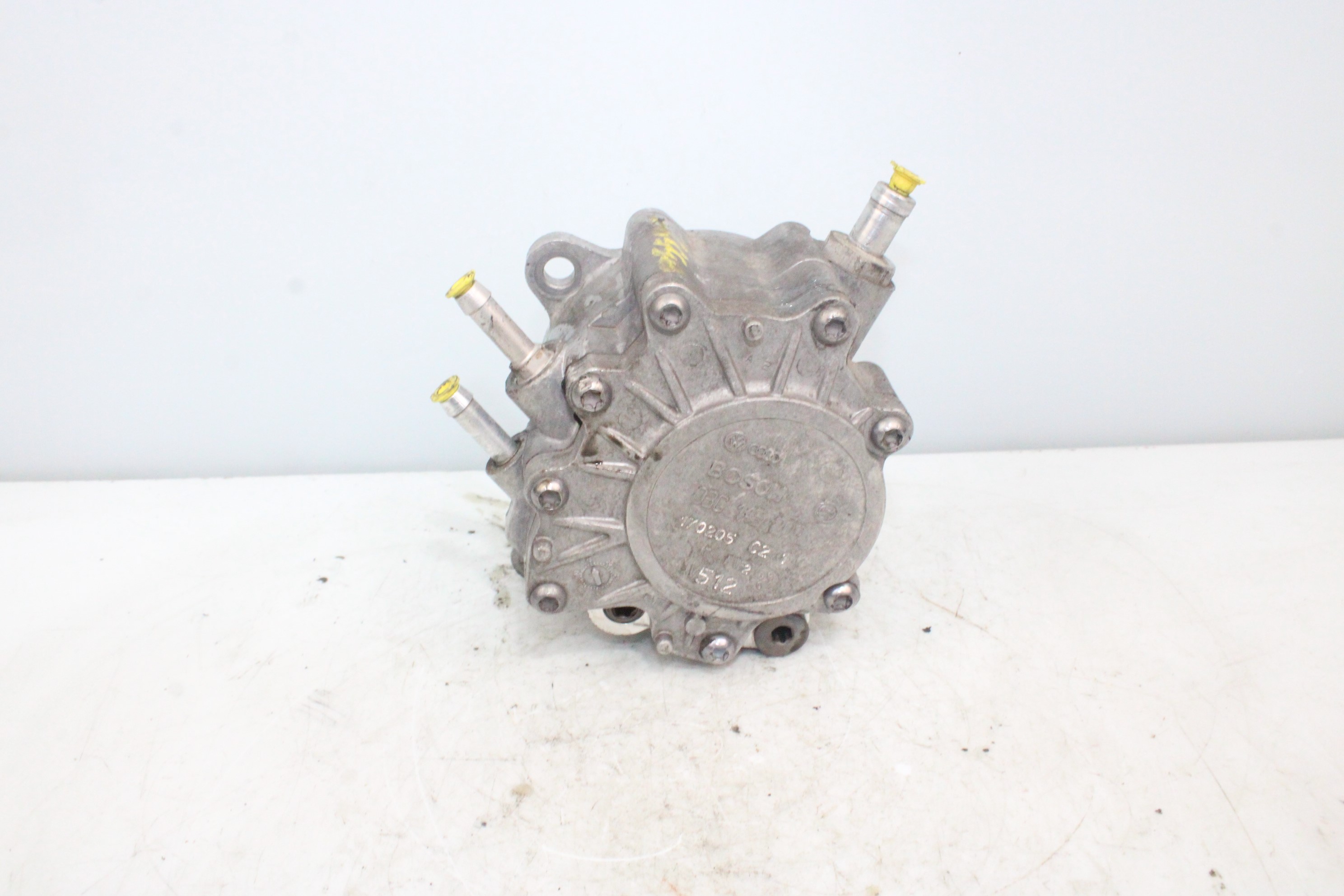 AUDI A3 8P (2003-2013) Vacuum Pump 03C145209 25177682