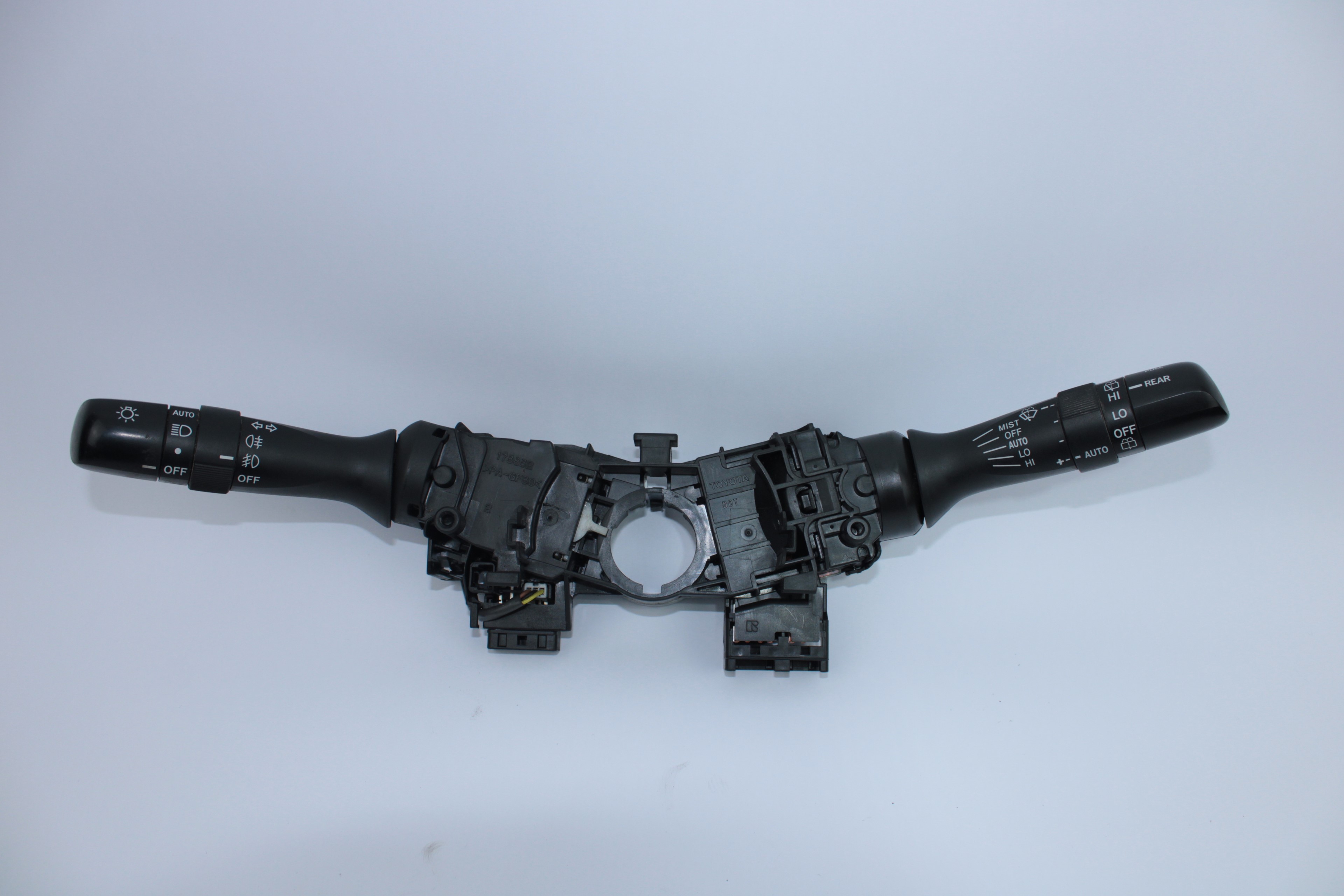 TOYOTA Auris 1 generation (2006-2012) Переключатель света 0233017F249 25104425