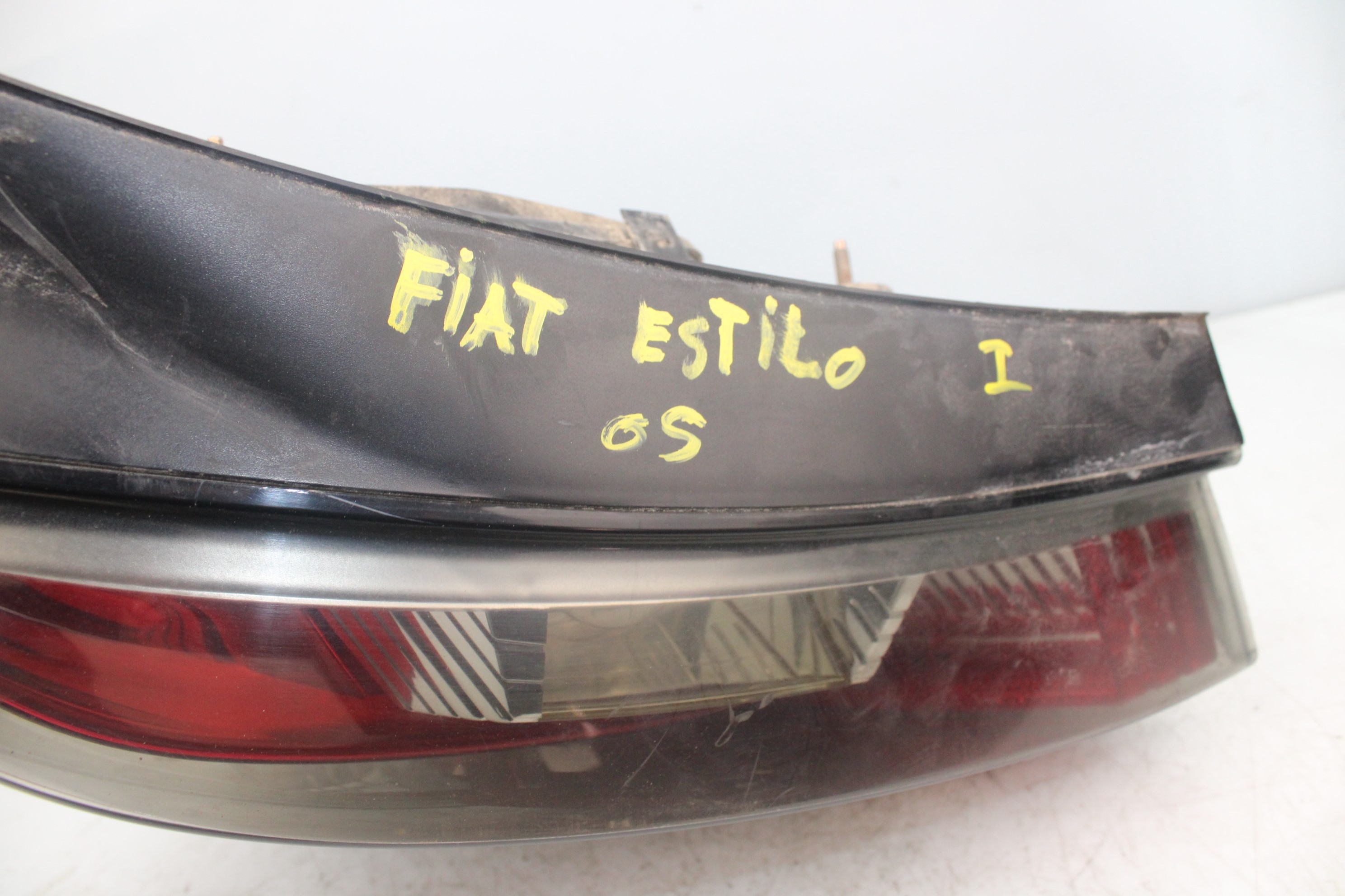 FIAT Stilo 1 generation (2001-2010) Galinis kairys žibintas 46823706 25180793