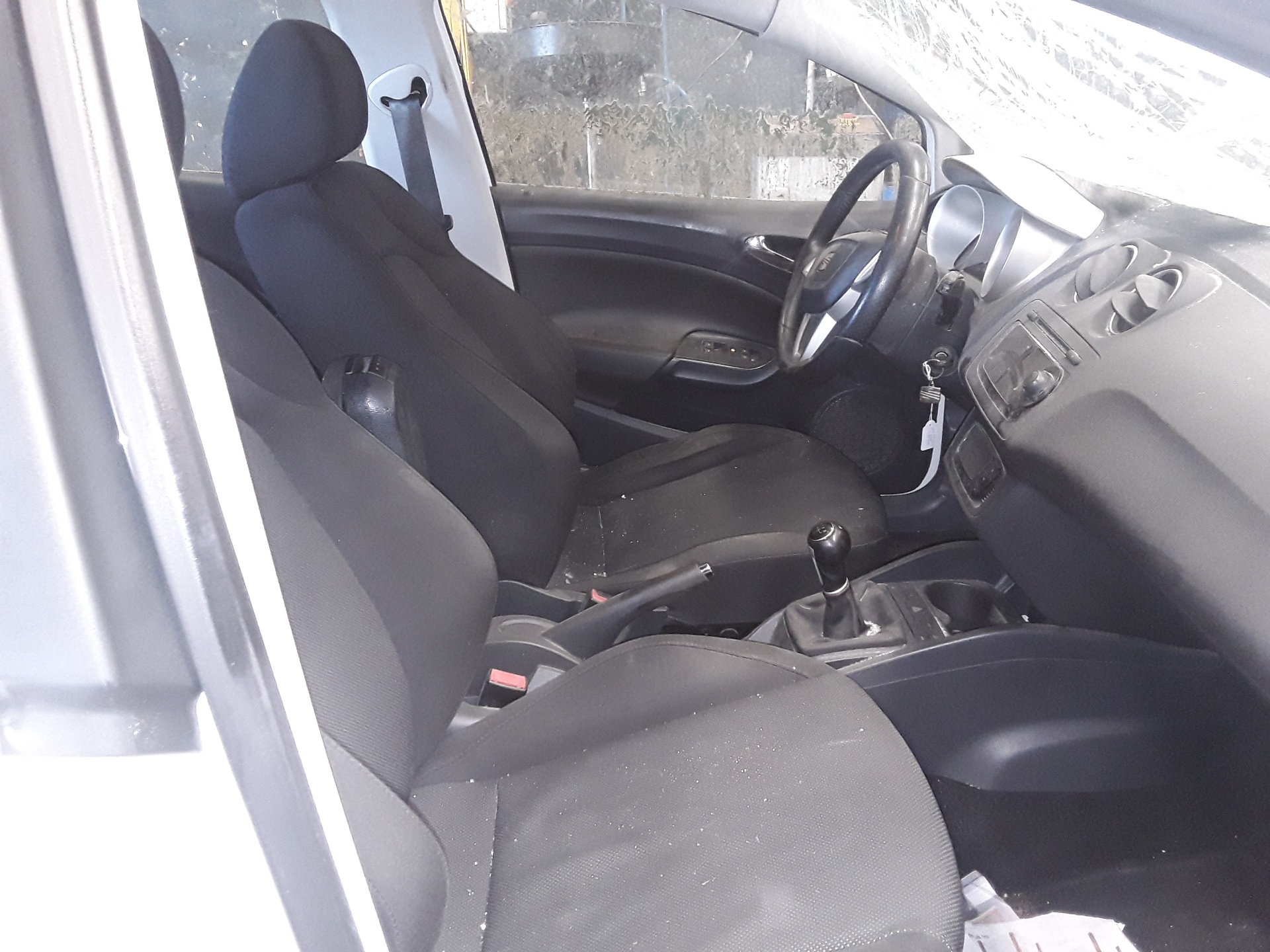 SEAT Ibiza 4 generation (2008-2017) Front Left Driveshaft 6R0407761E 25265068