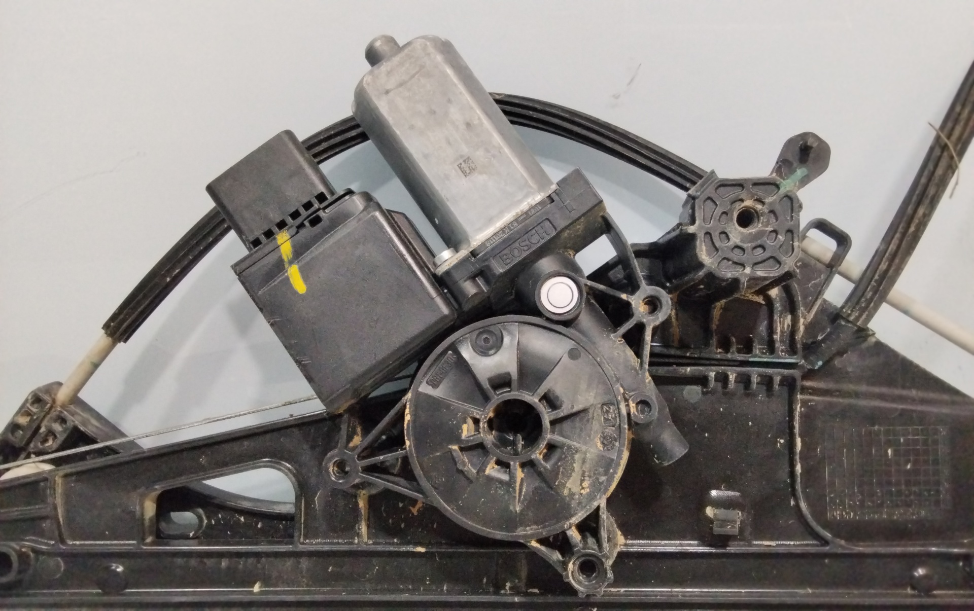Alzacristalli anteriore sinistro YH01,YHZ 9829482380 de Peugeot 3008 2020-0 - pieza usada