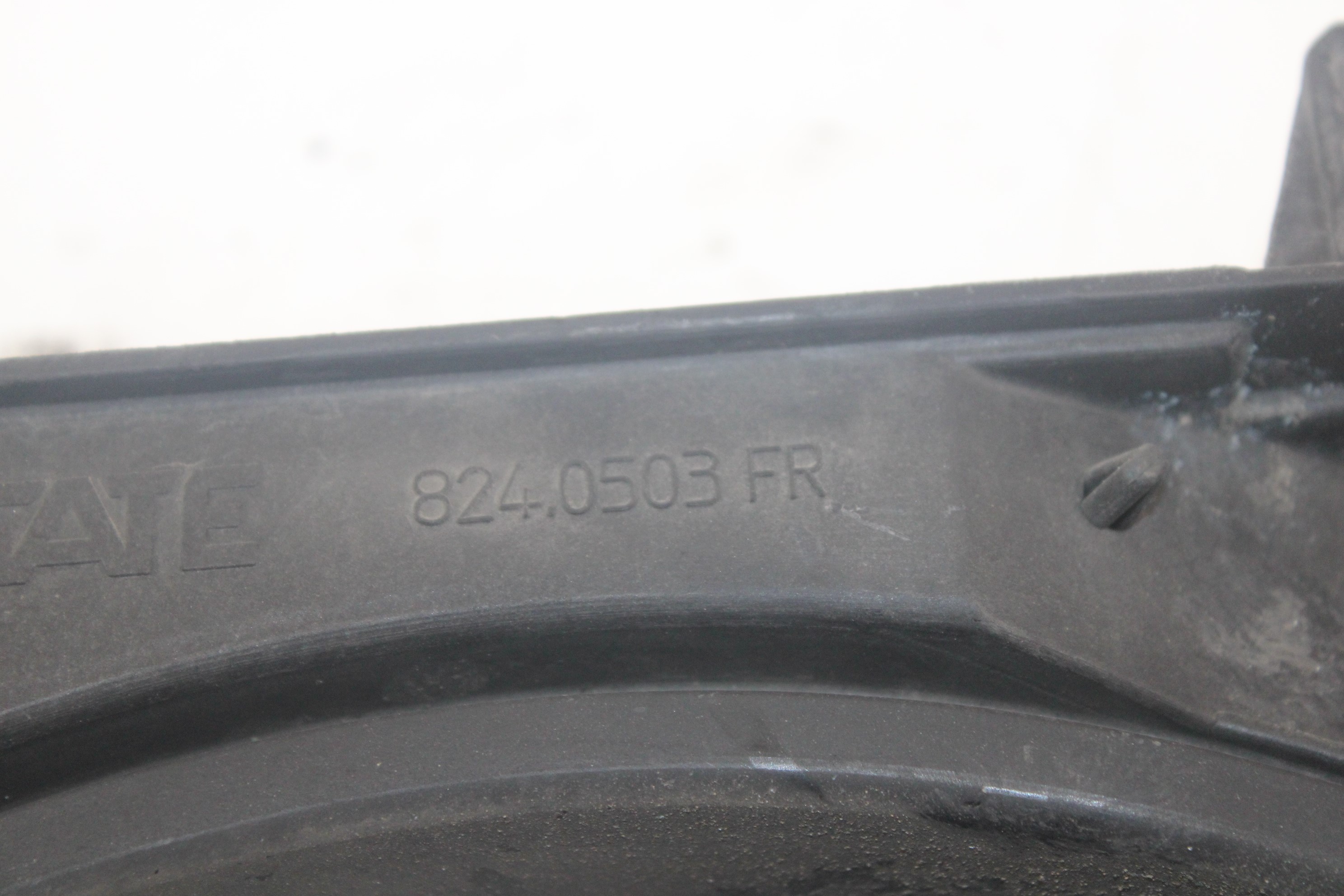 CITROËN C3 1 generation (2002-2010) Diffuser Fan 8240503FR 23888924