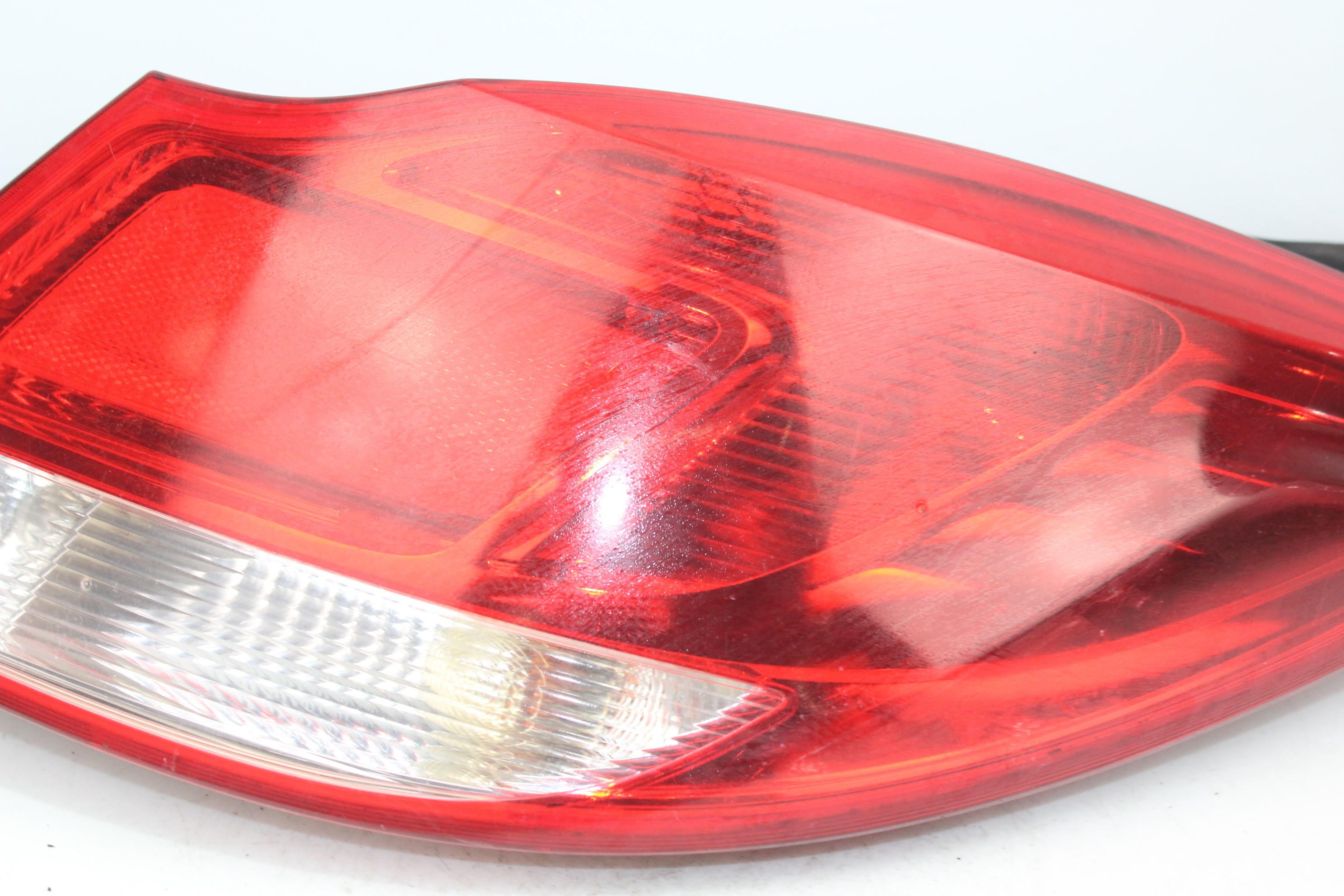 OPEL Insignia A (2008-2016) Rear Right Taillight Lamp 168348 22745007