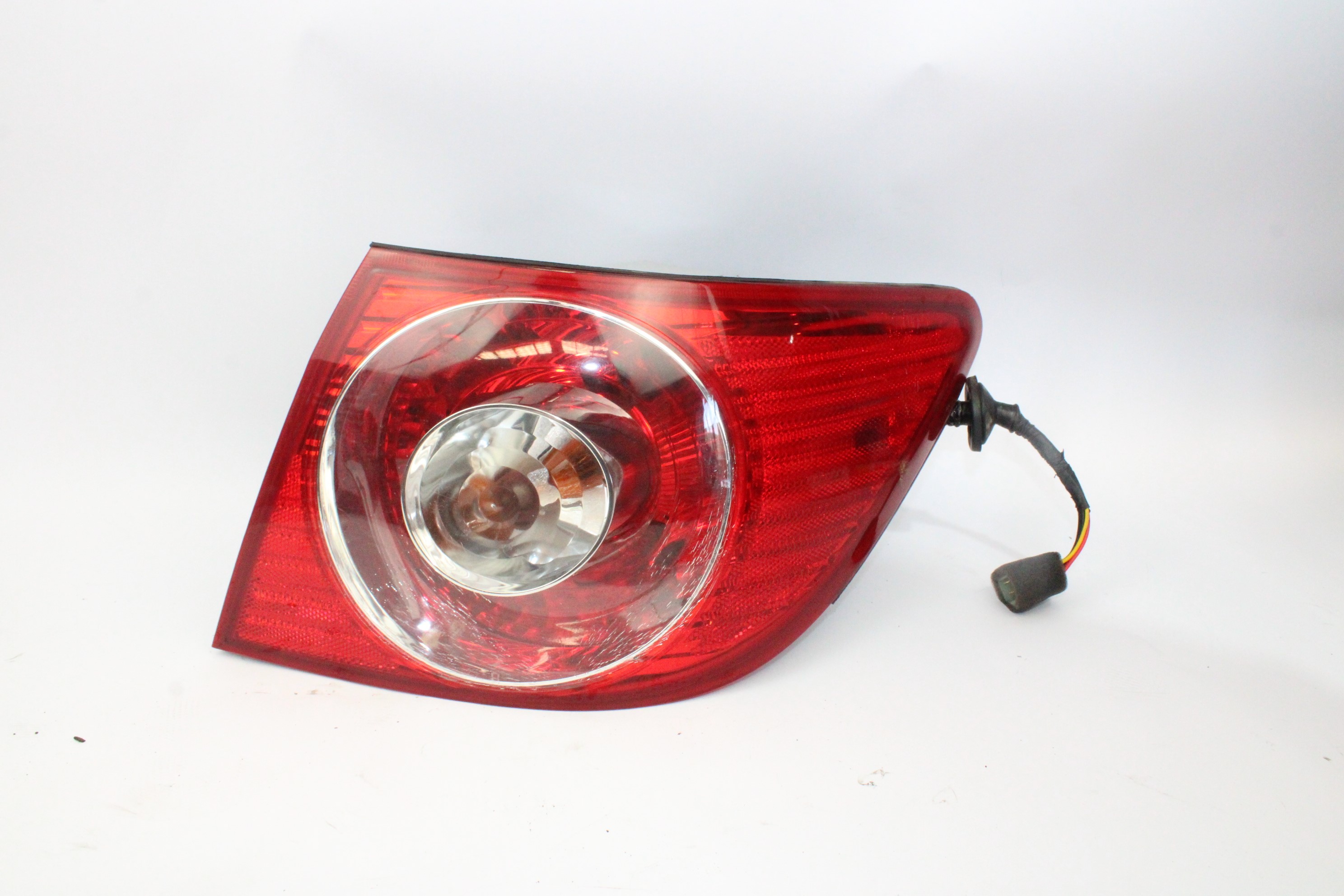 CHEVROLET Epica 1 generation (2006-2012) Rear Right Taillight Lamp 25167095