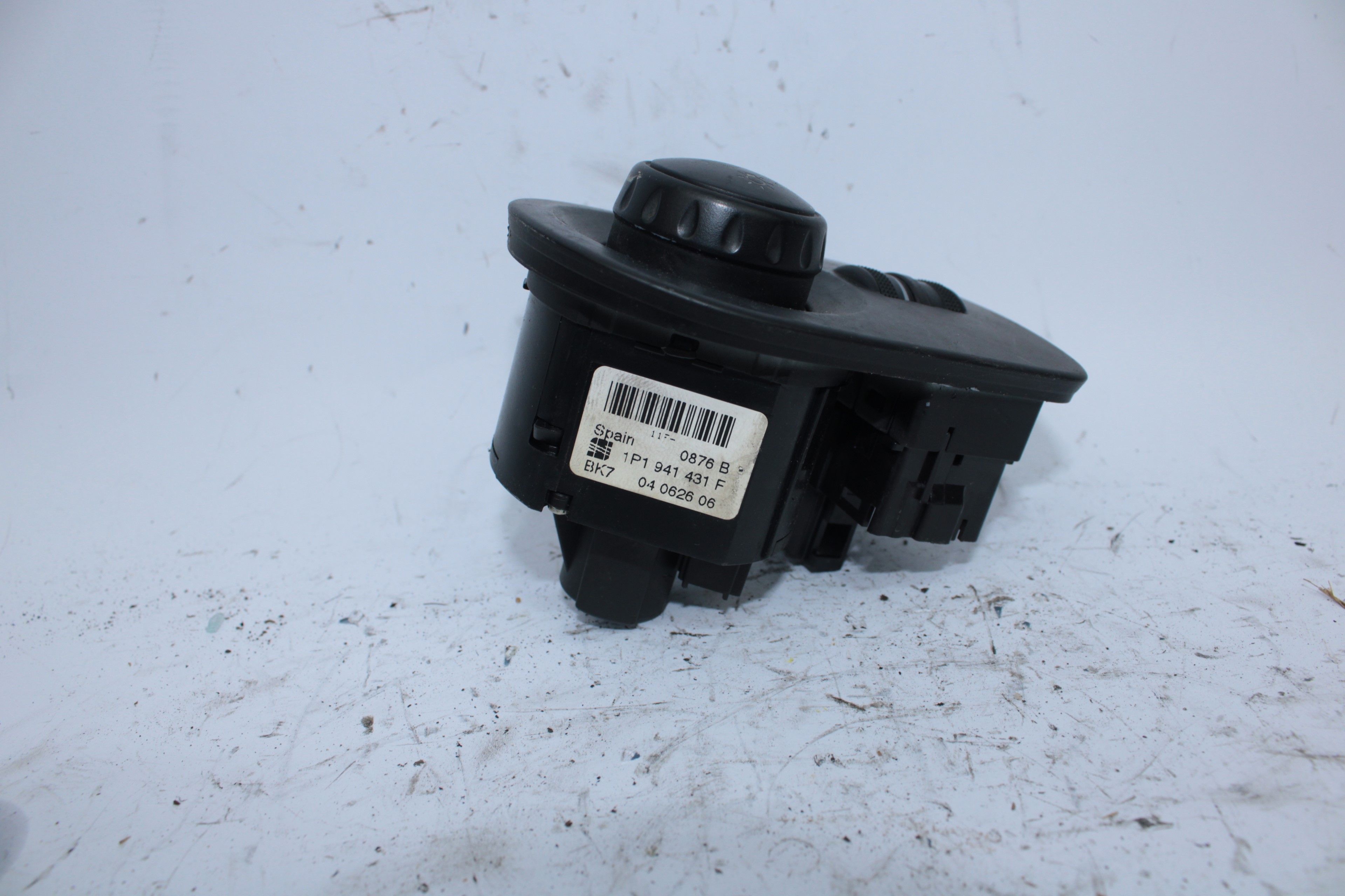 SEAT Leon 2 generation (2005-2012) Headlight Switch Control Unit 1P1941431F 19322810