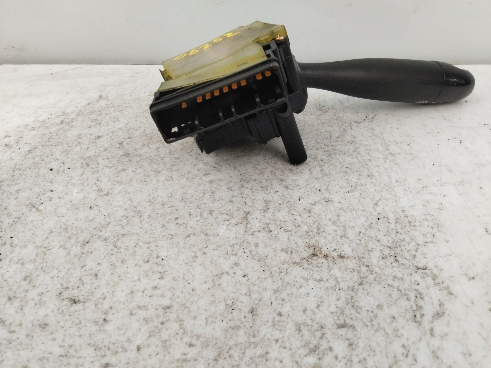 HYUNDAI Accent MC (2006-2011) Headlight Switch Control Unit 32932A 25358411