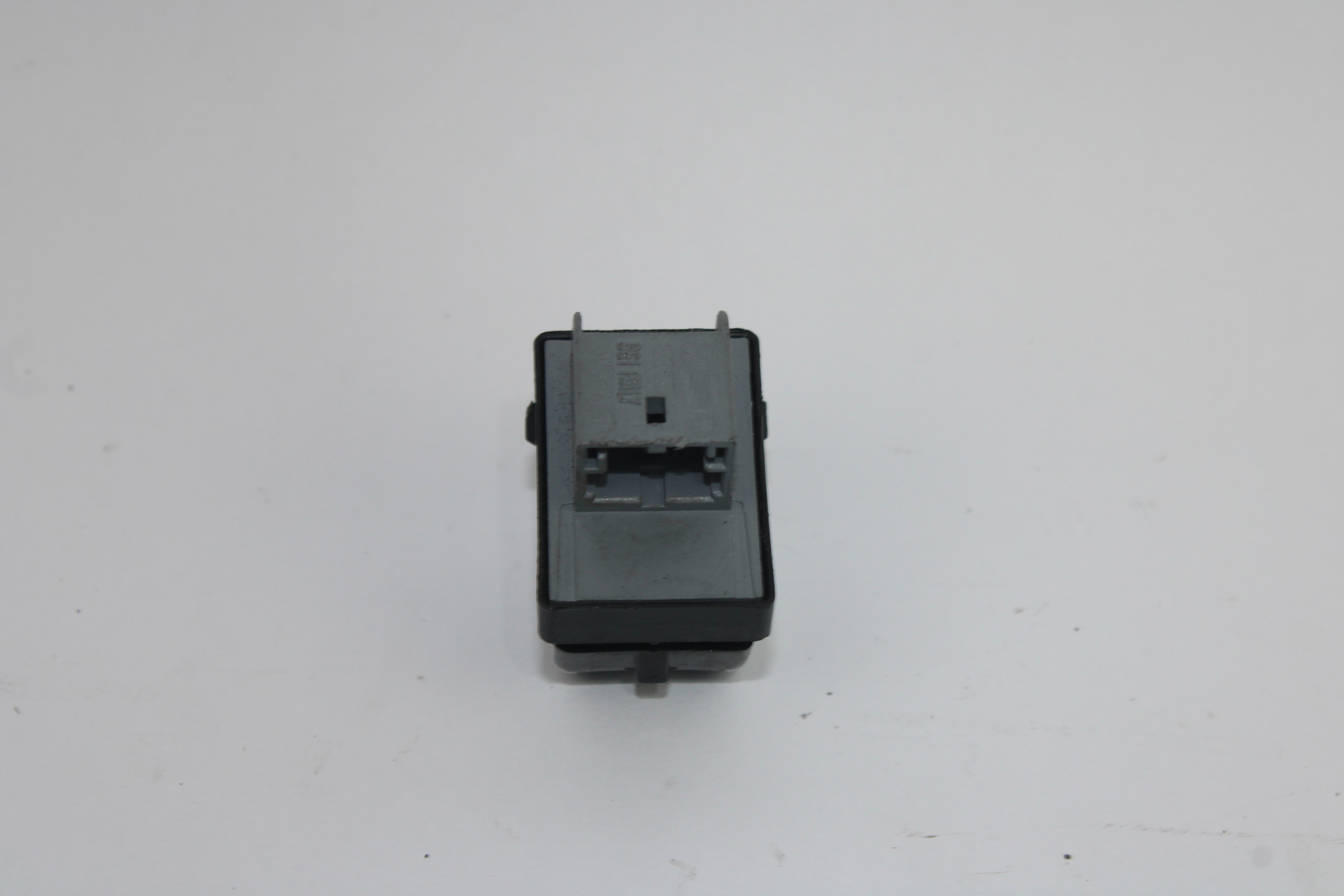 Comando do vidro tras esquerdo 8K0959855B Audi Q5 (8rb) 2012-2017