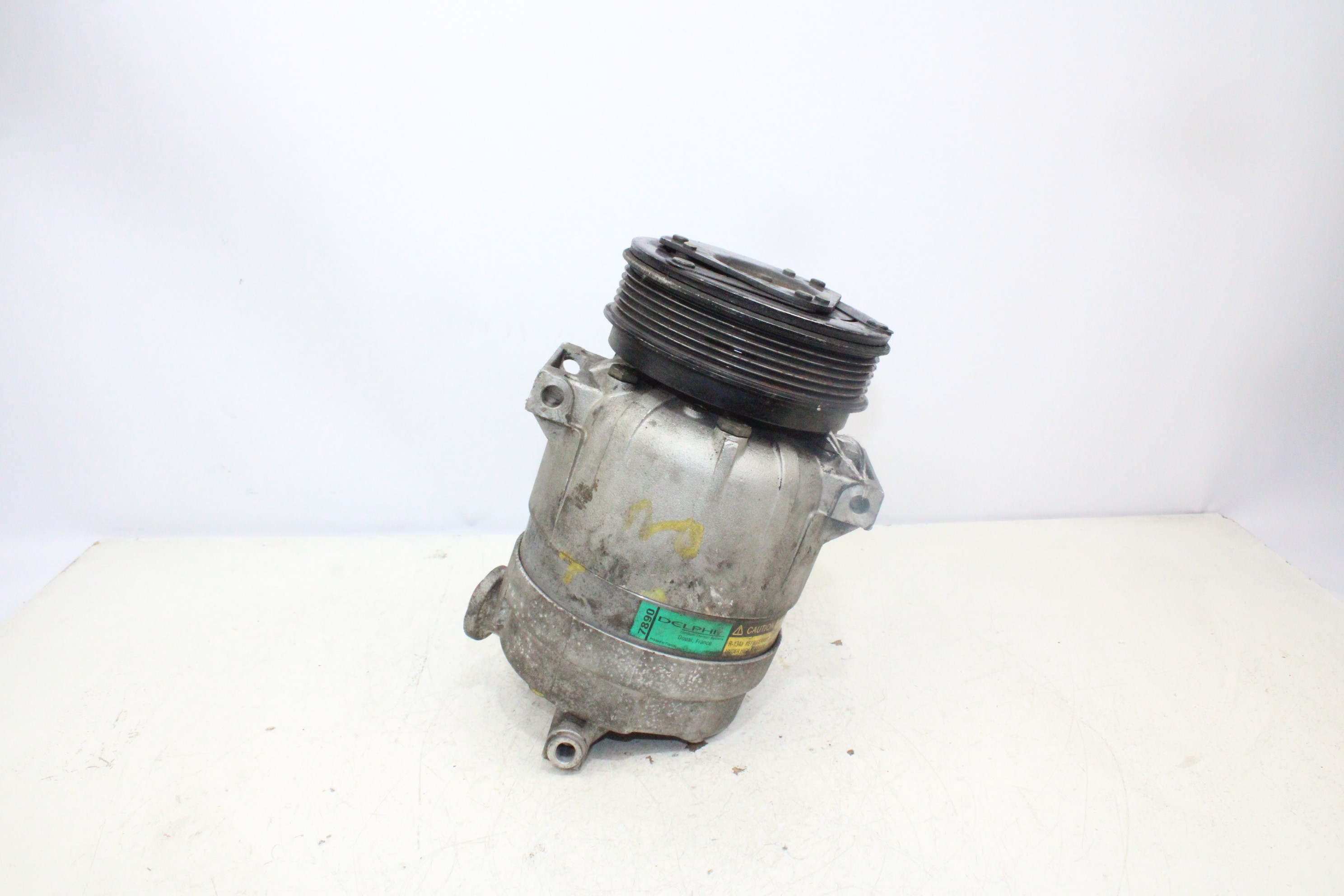 OPEL Vectra B (1995-1999) Air Condition Pump 24427890 21074021