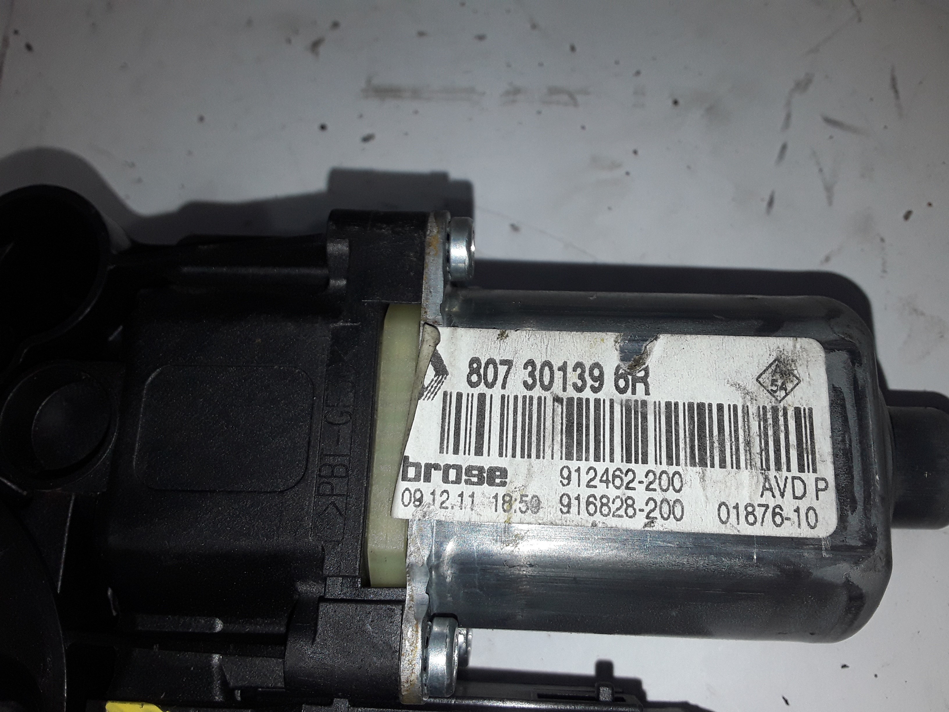 RENAULT Megane 3 generation (2008-2020) Front Right Door Window Control Motor 807301396R 19301742