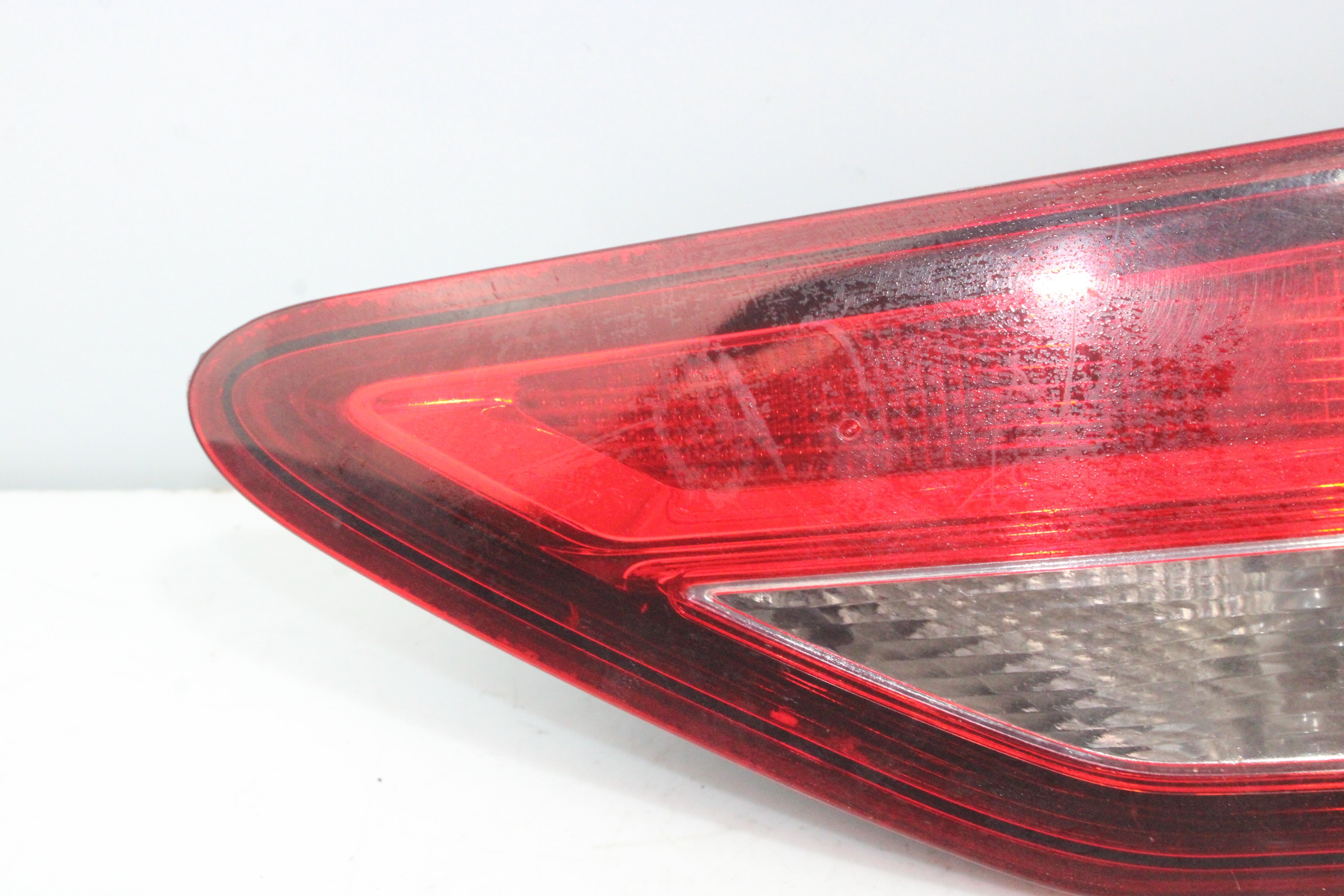 SEAT Toledo 3 generation (2004-2010) Rear Right Taillight Lamp 5F0945094L 23774261