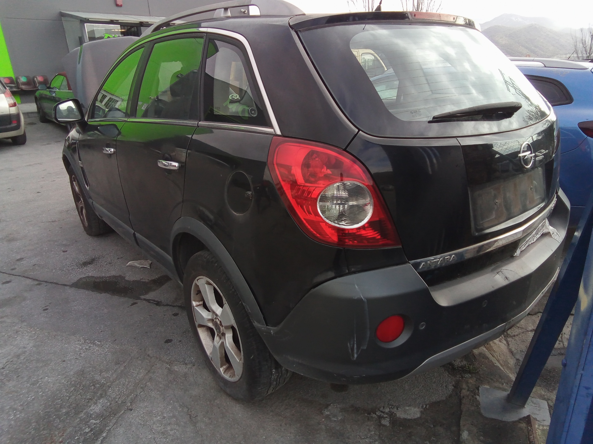 OPEL Antara 1 generation (2006-2015) Aizmugurējo labo durvju logu pacēlājs 96672885 21805752