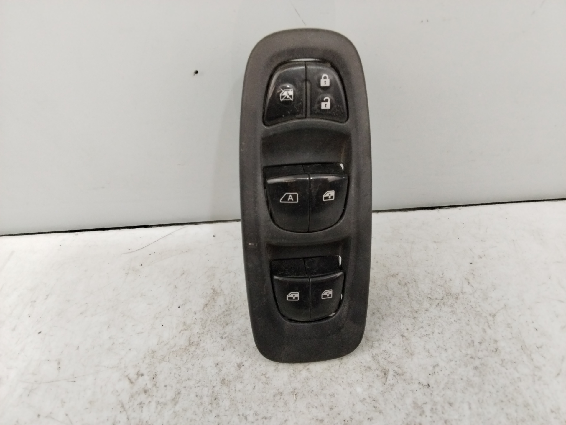 RENAULT Kadjar 1 generation (2015-2024) Front Left Door Window Switch 254010747R 25358192