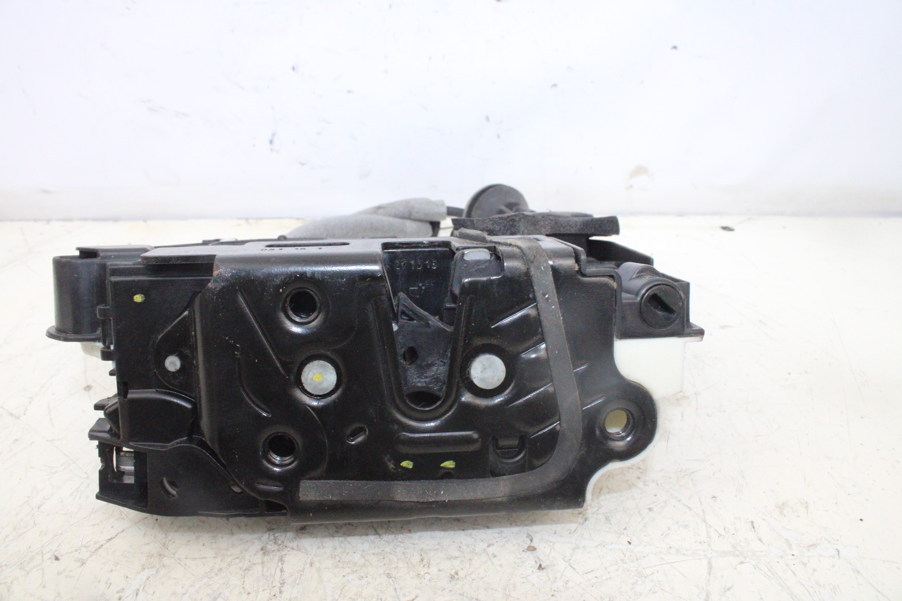 SEAT Toledo 4 generation (2012-2020) Priekšējo labo durvju slēdzene 5E1837016A 21074579