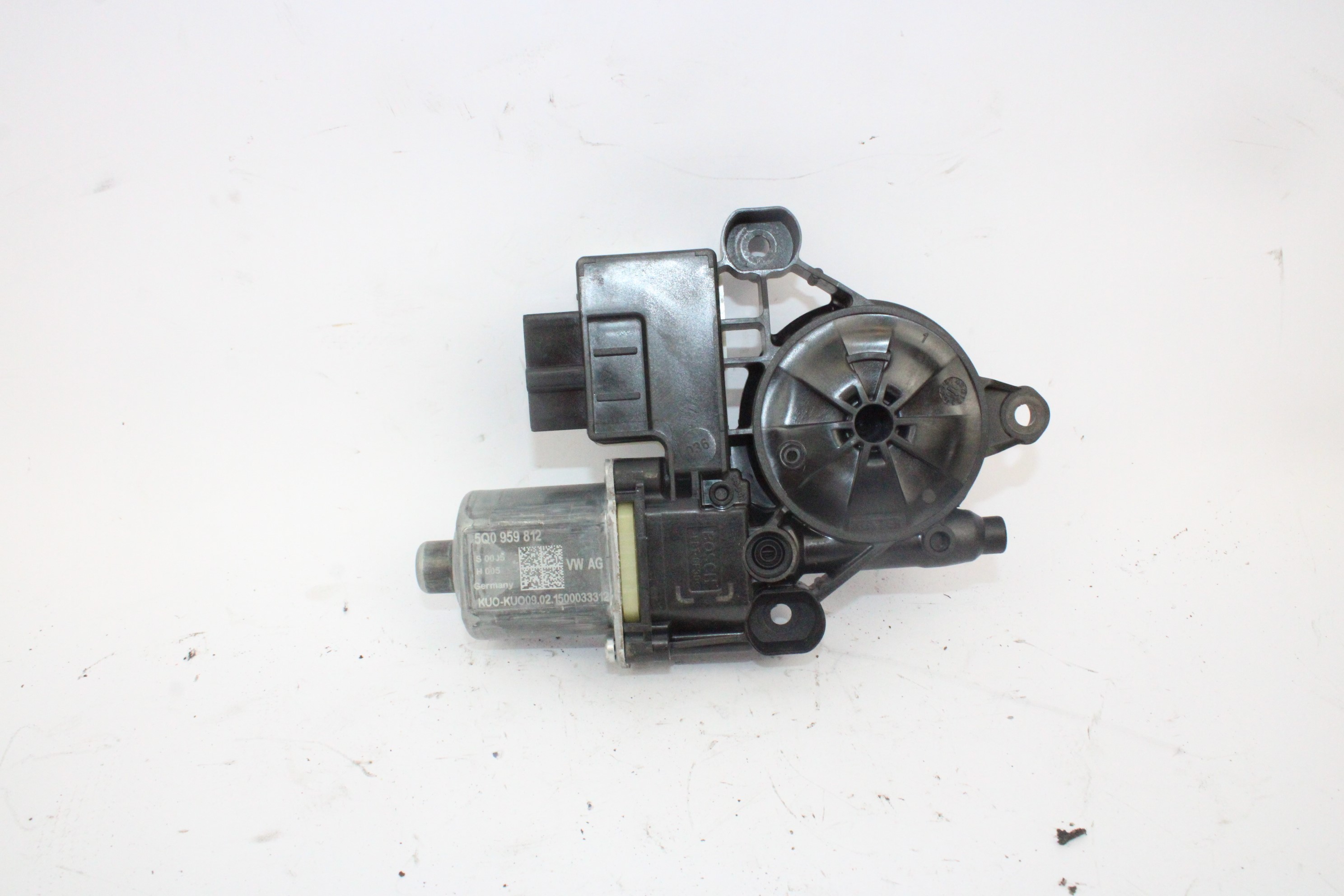 SEAT Leon 3 generation (2012-2020) Rear Right Door Window Control Motor 5Q0959812 23762412