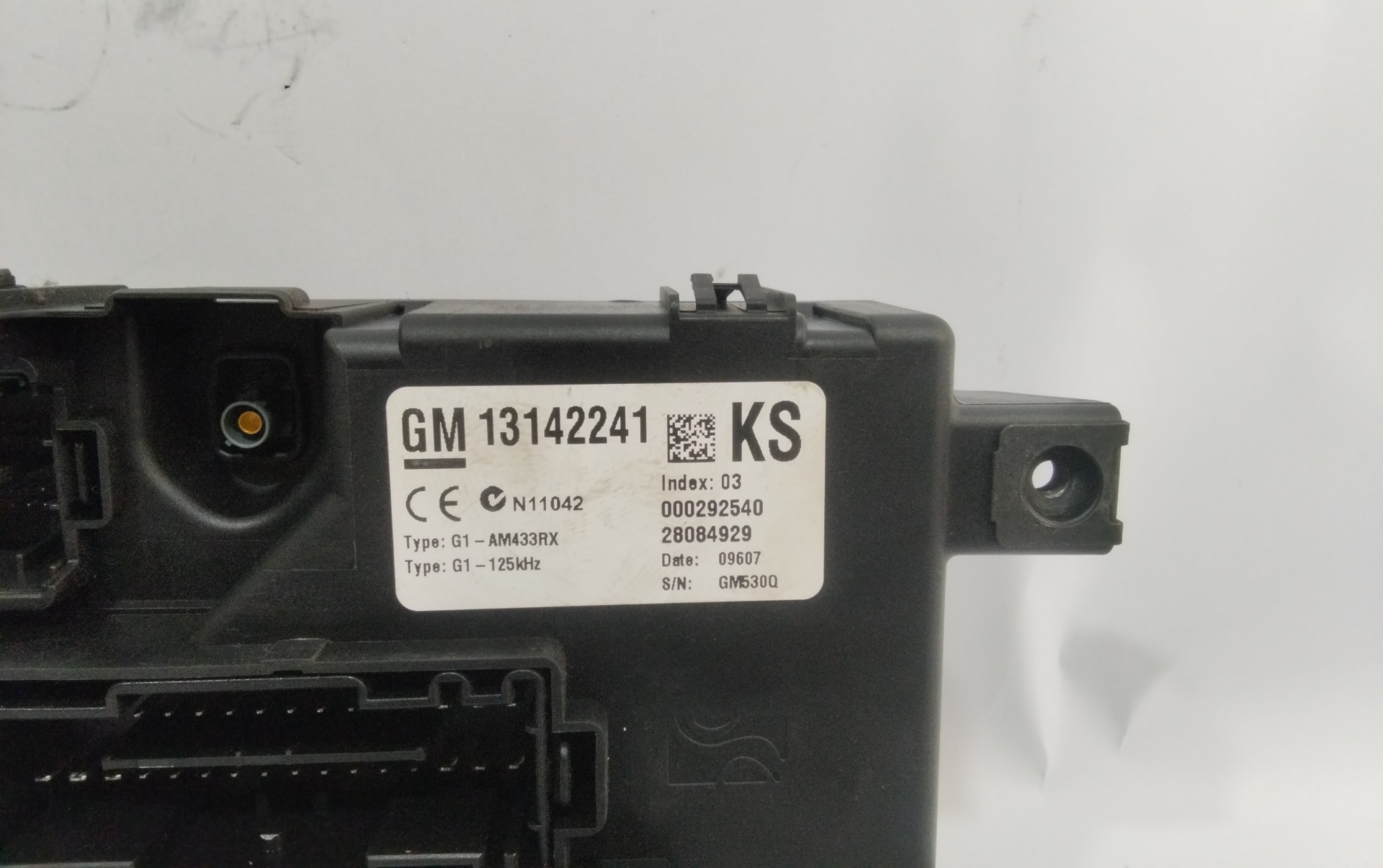 Caja de relés / fusibles Z13DTJ,A13DTC,Z13DTH 13142241 de Opel Corsa 2007-2015 - pieza usada