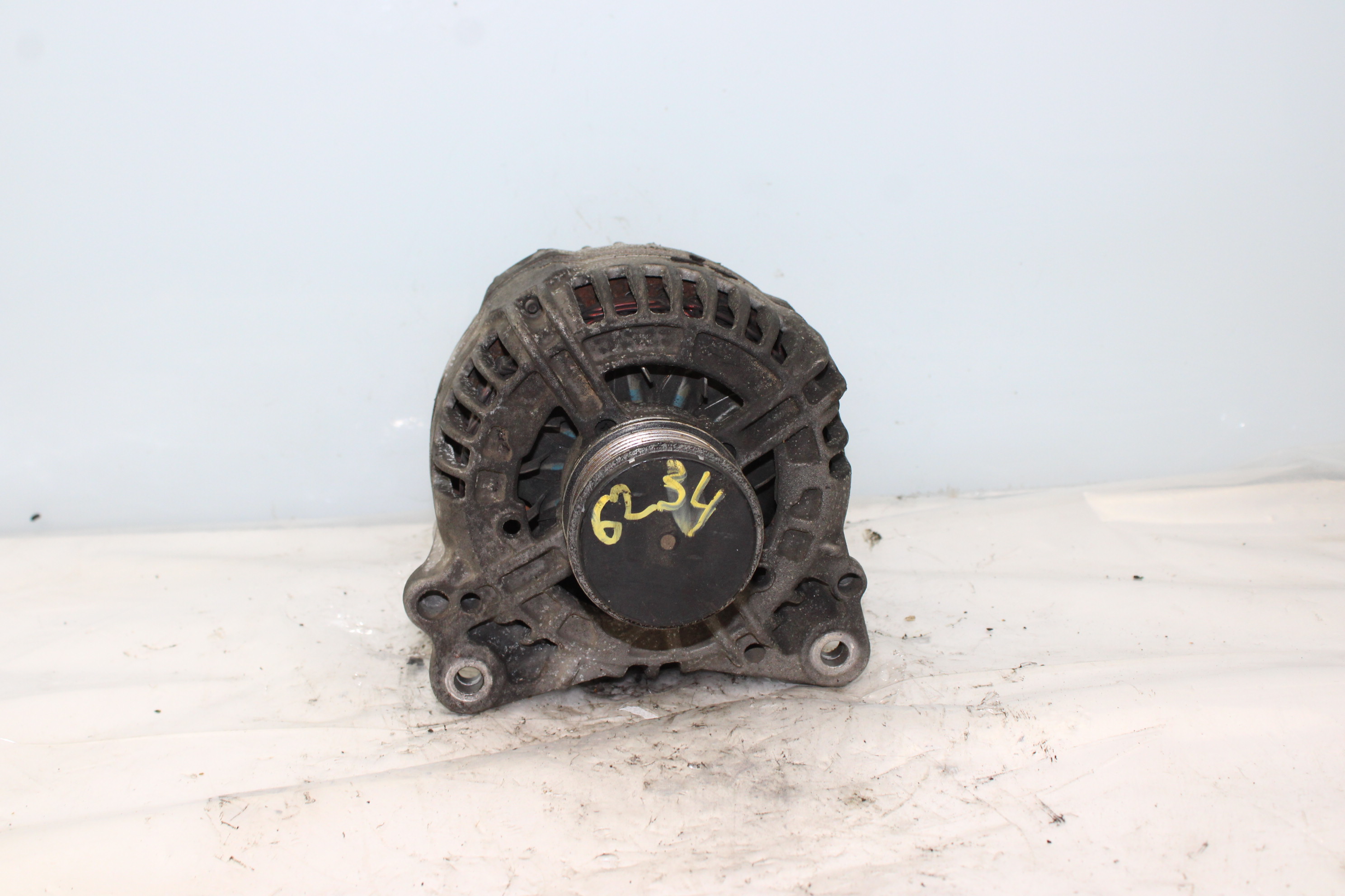 AUDI A4 B7/8E (2004-2008) Generator 06F903023J 25266060