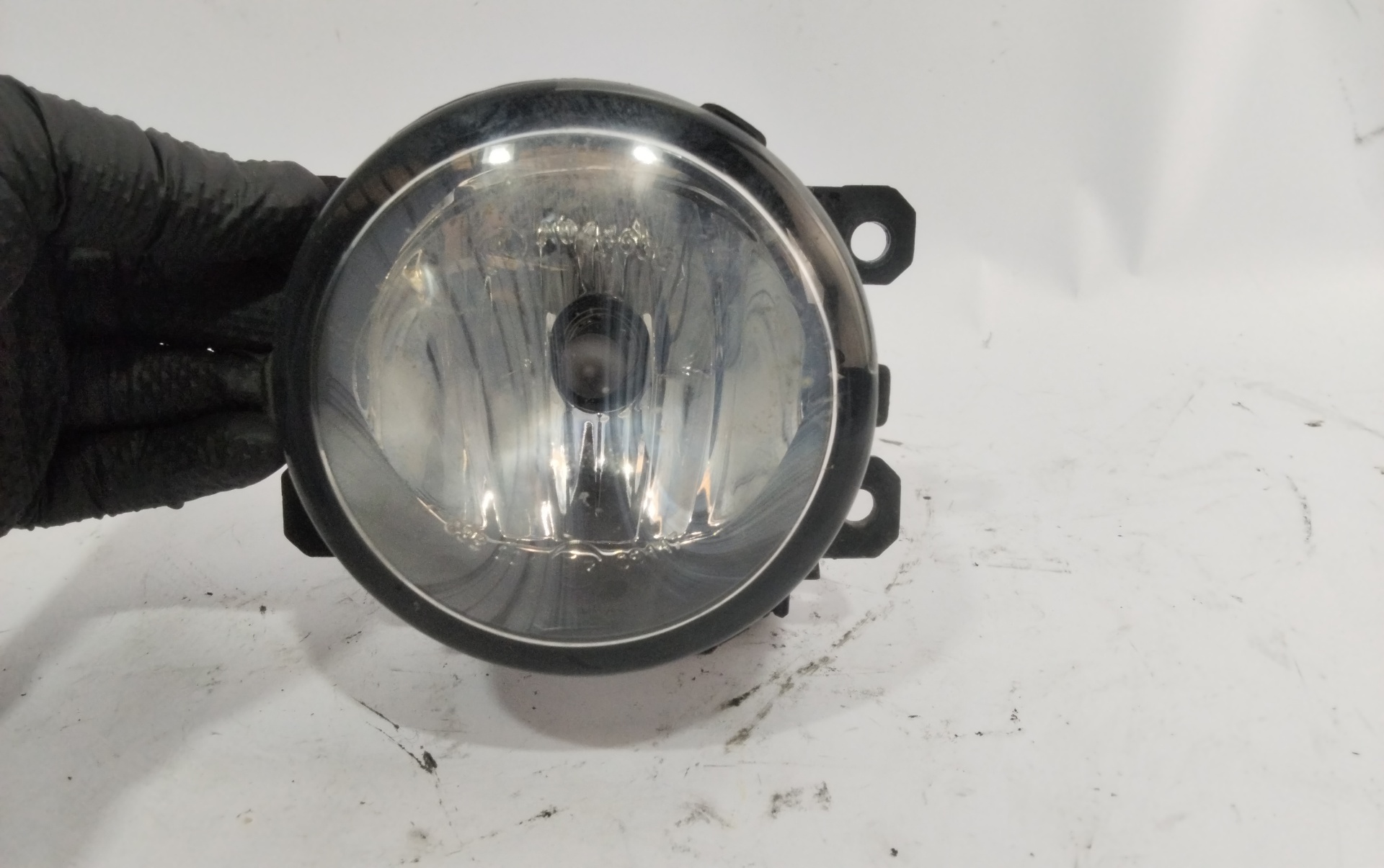 Nebelscheinwerfer links BHZ 89211690 de Peugeot 308 2014-2020 con 51227 km - pieza usada