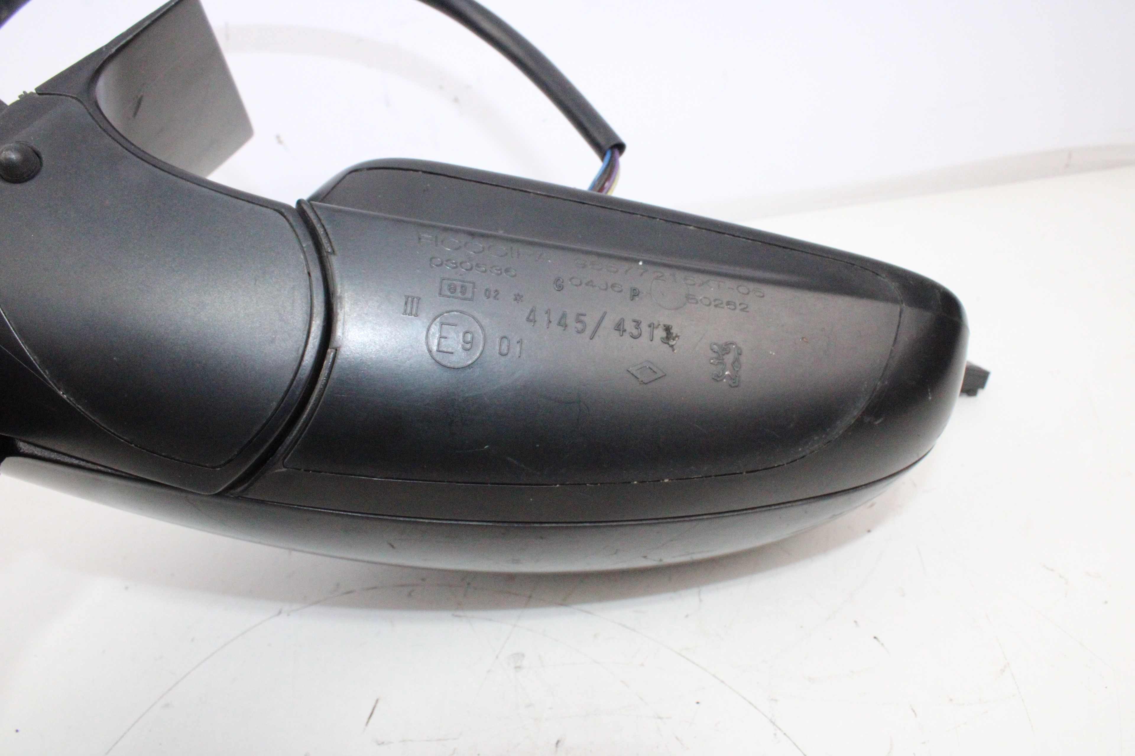 Door mirror right hand 4145 de Peugeot 307 2005-2008 - pieza usada