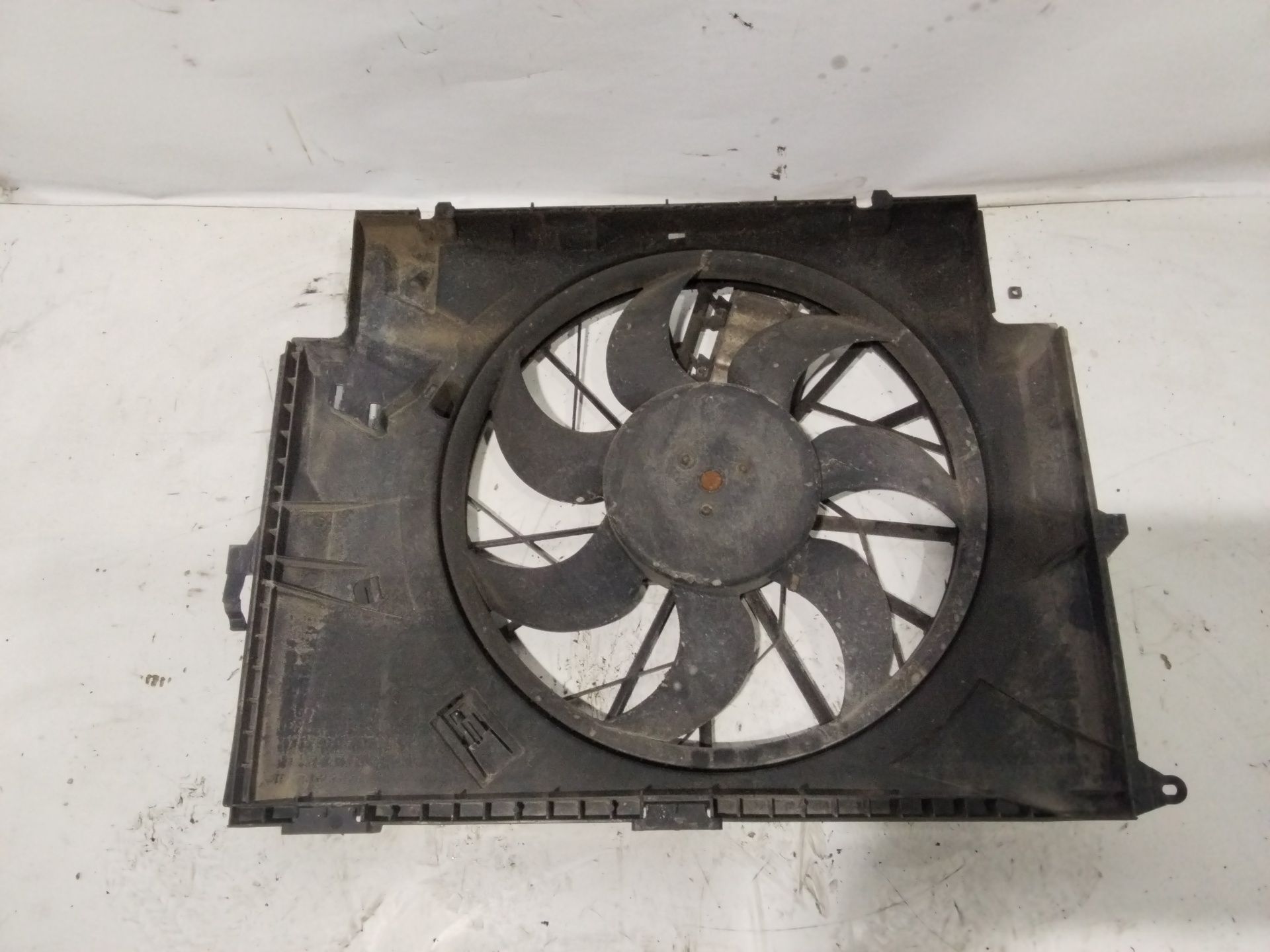 Electroventilador M57N2306D3,M57N2306D2,306D2 0130303941 de Bmw X3 (e83) 2004-2007 con 384041 km - pieza usada