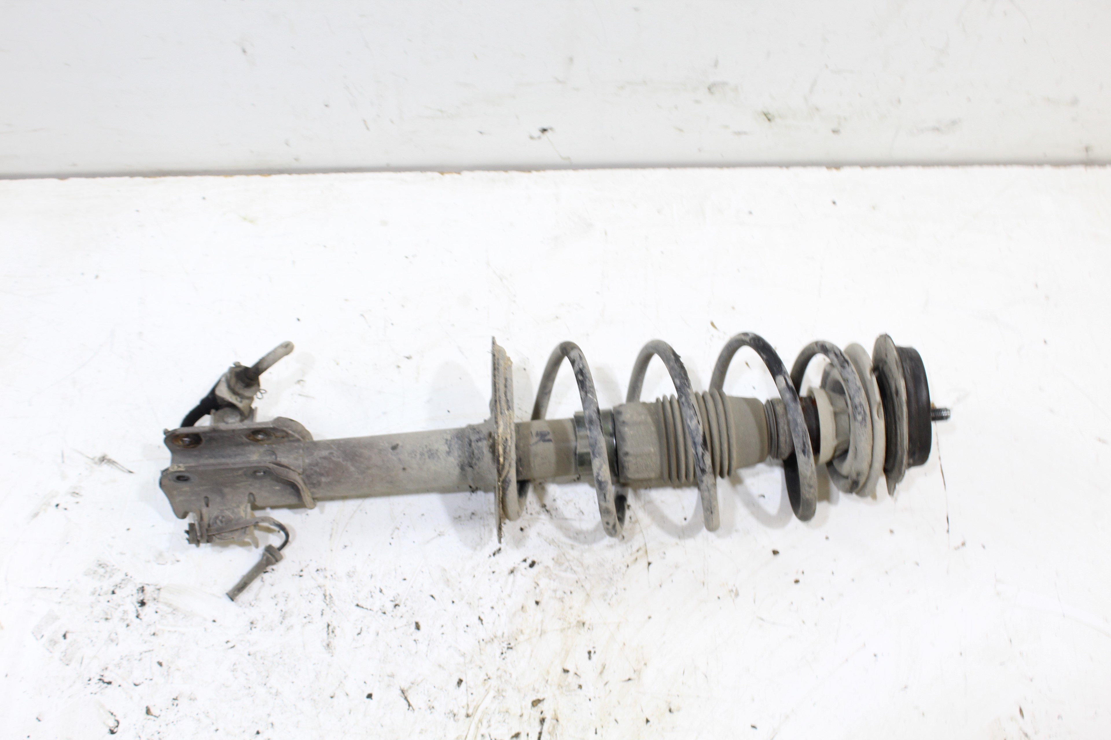 FIAT Front Left Shock Absorber NOTIENEREF 23829250