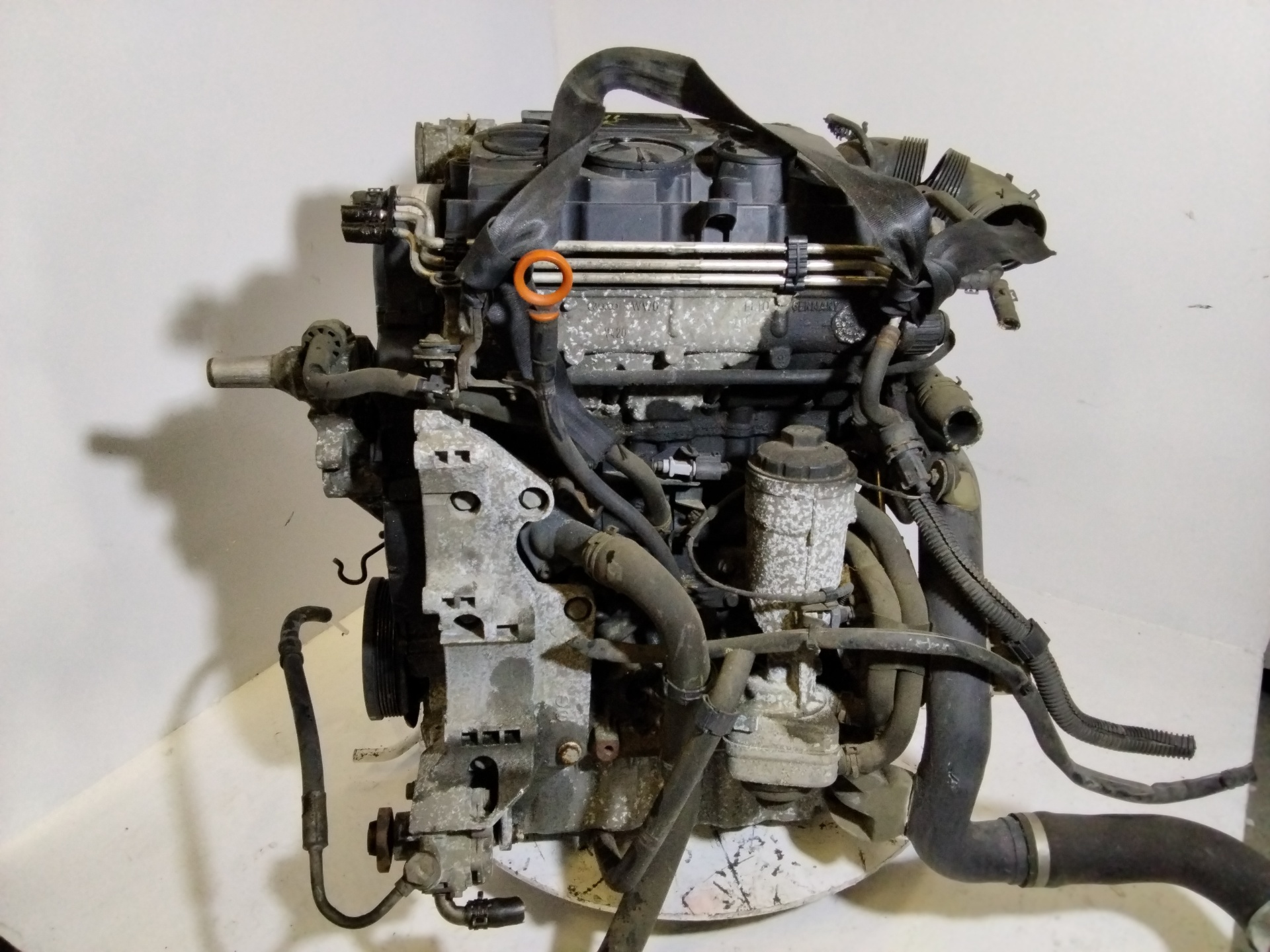 VOLKSWAGEN Caddy 3 generation (2004-2015) Двигатель BLS 23809522