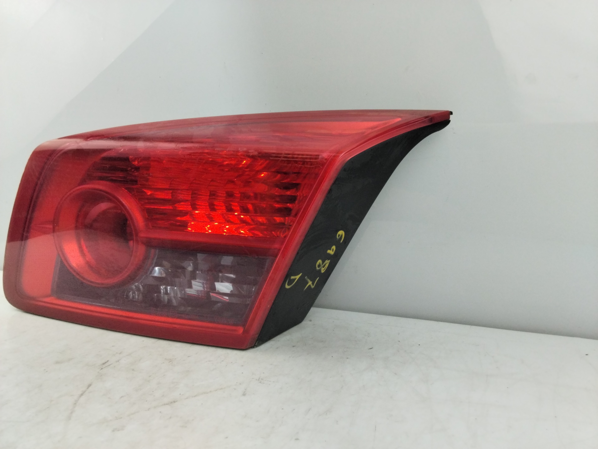 Innenrückleuchte rechts G9T702,G9T600,G9T700,G9T606,G9T607 8200014360 de Renault Vel satis (bj0_) 2002-0 - pieza usada