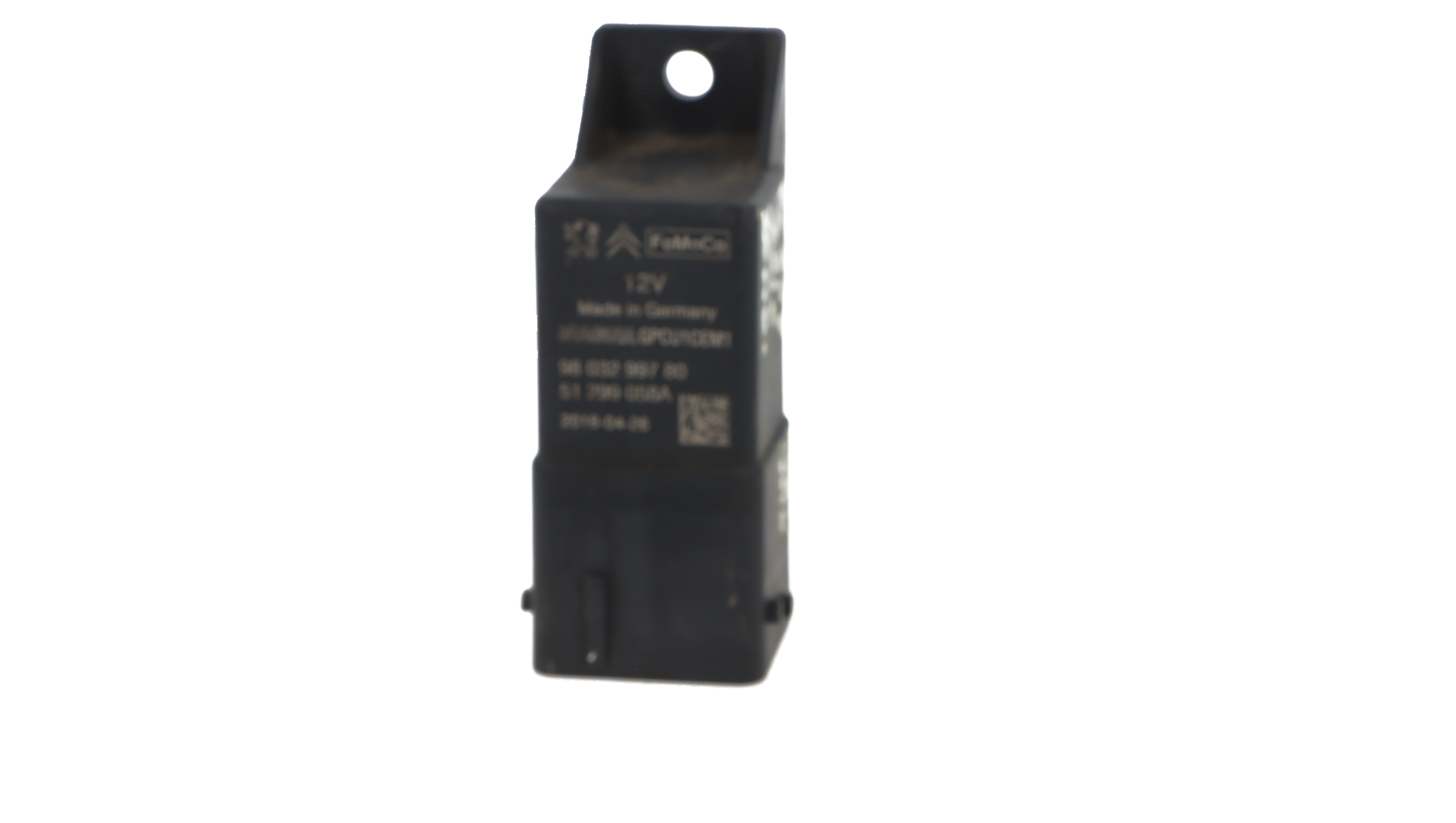 Relé 9803299780 de Peugeot 308 2014-2016 - pieza usada