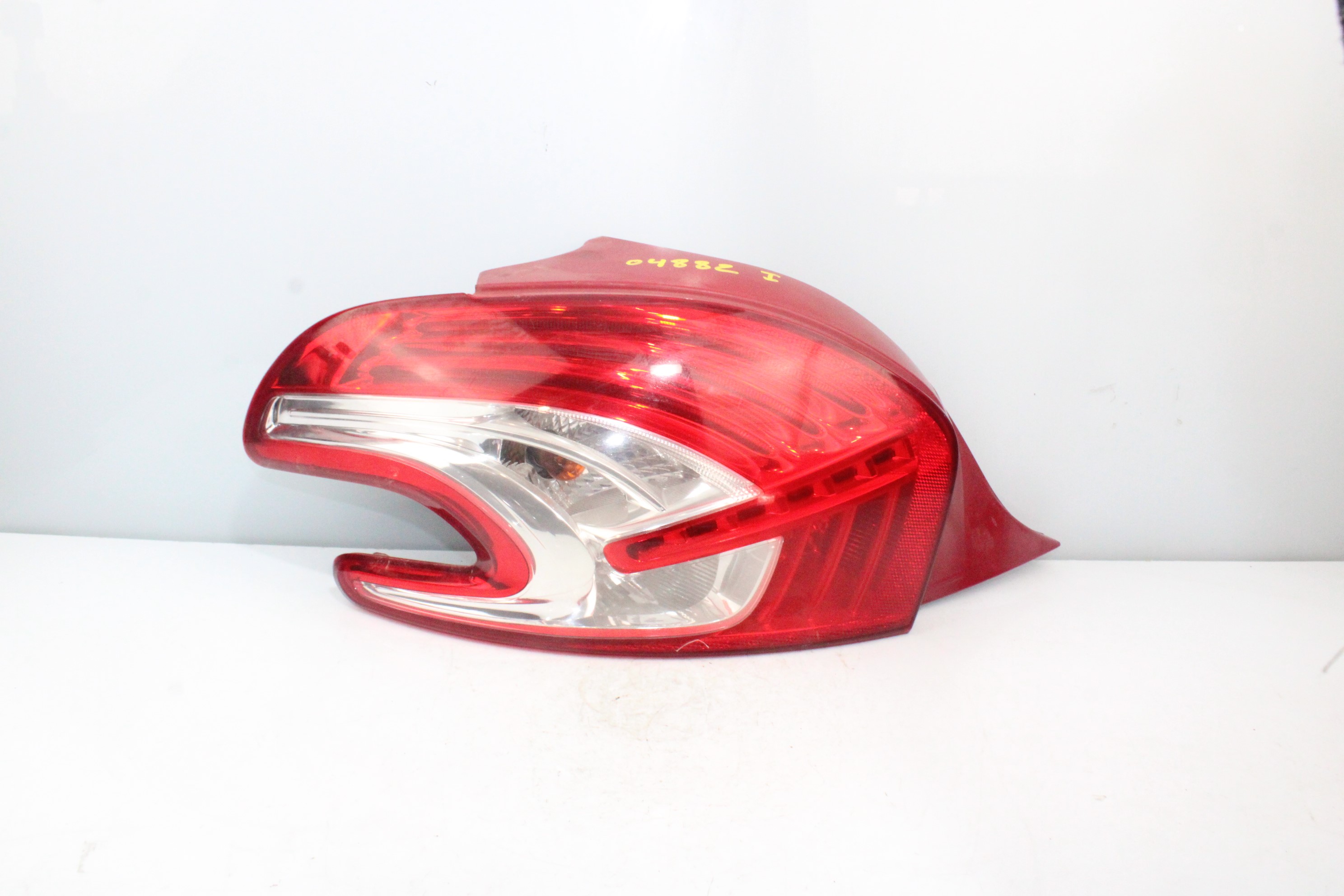 PEUGEOT 208 Peugeot 208 (2012-2015) Rear Left Taillight 967262828003 23770507