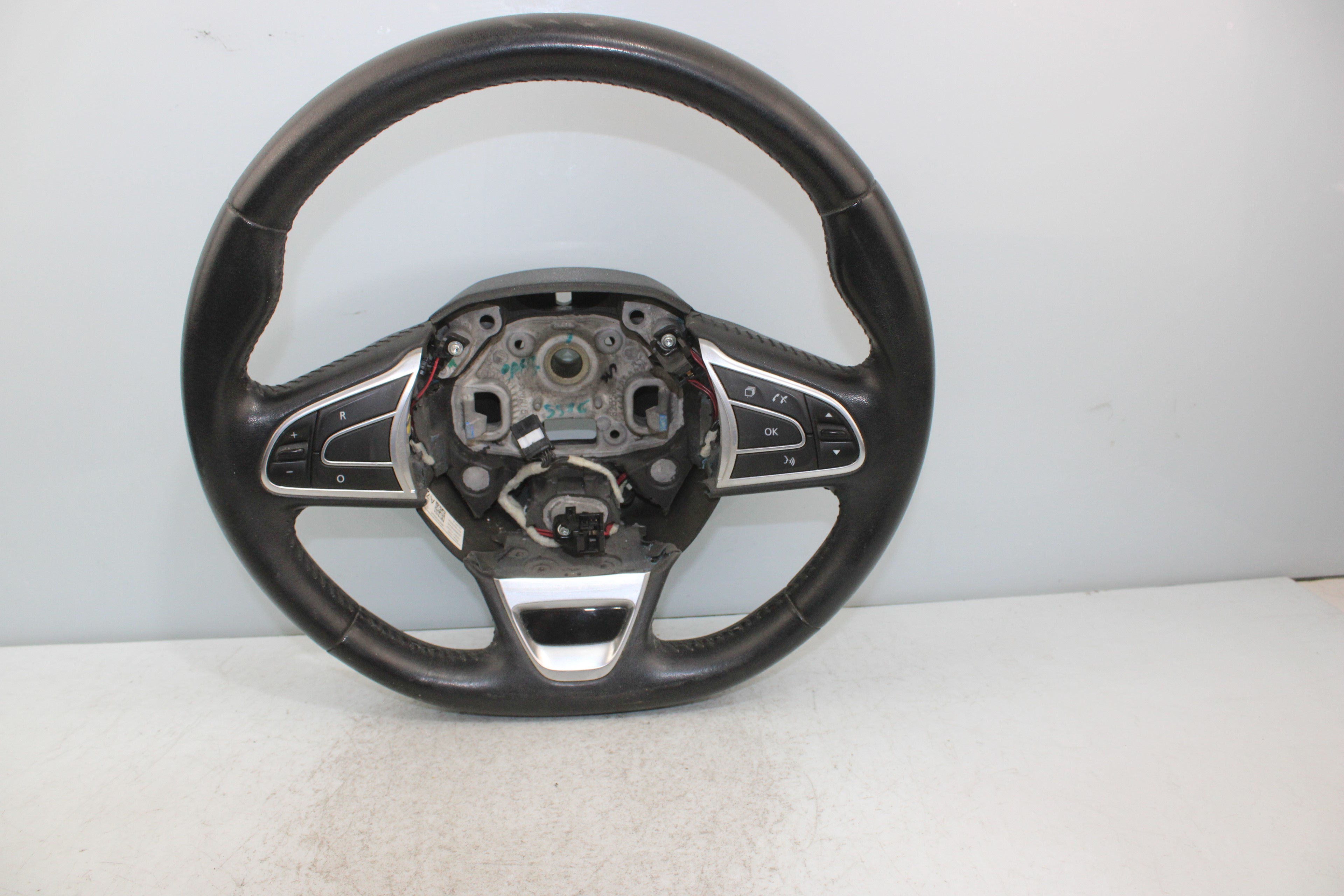 RENAULT Megane 3 generation (2008-2020) Steering Wheel 628660900E 25364659