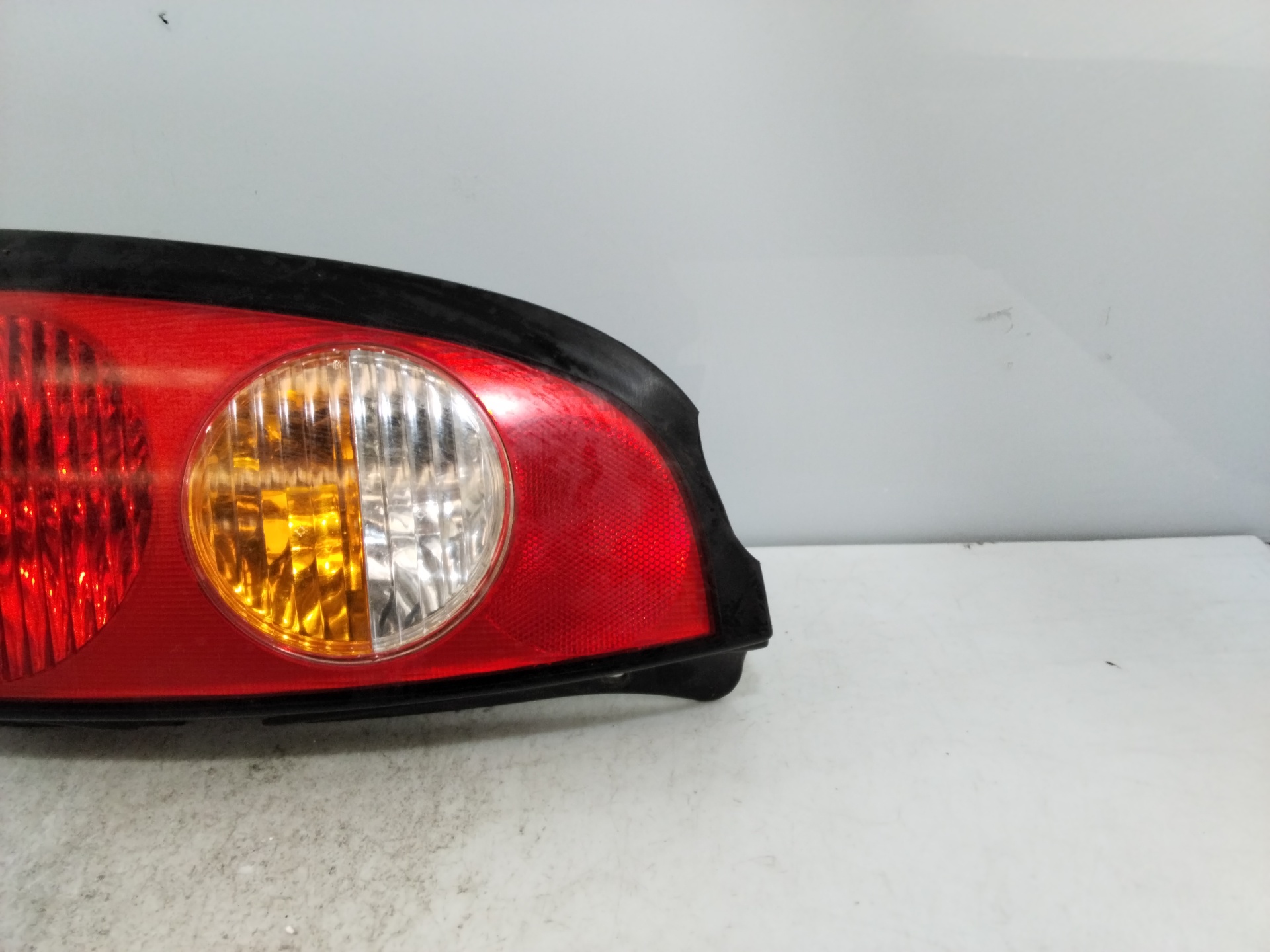 VAUXHALL Laguna 2 generation (2001-2007) Rear Right Taillight Lamp NOTIENEREFERENCIA 25618211