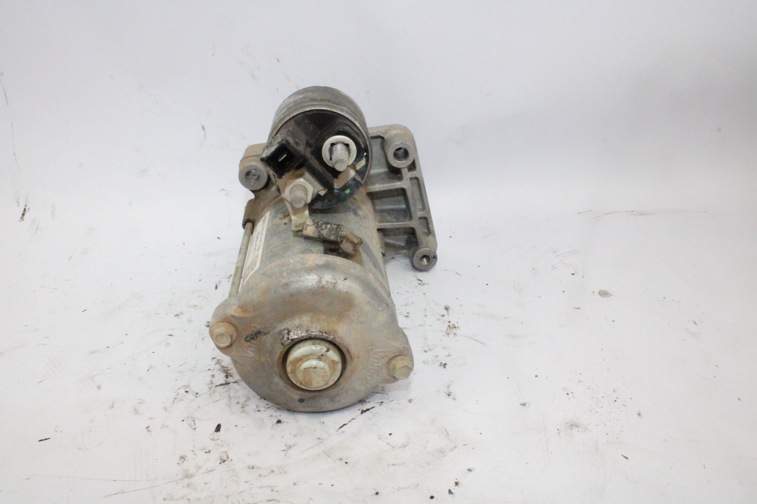 PEUGEOT 3008 2 generation (2017-2023) Starter Motor 9832577880 25175423