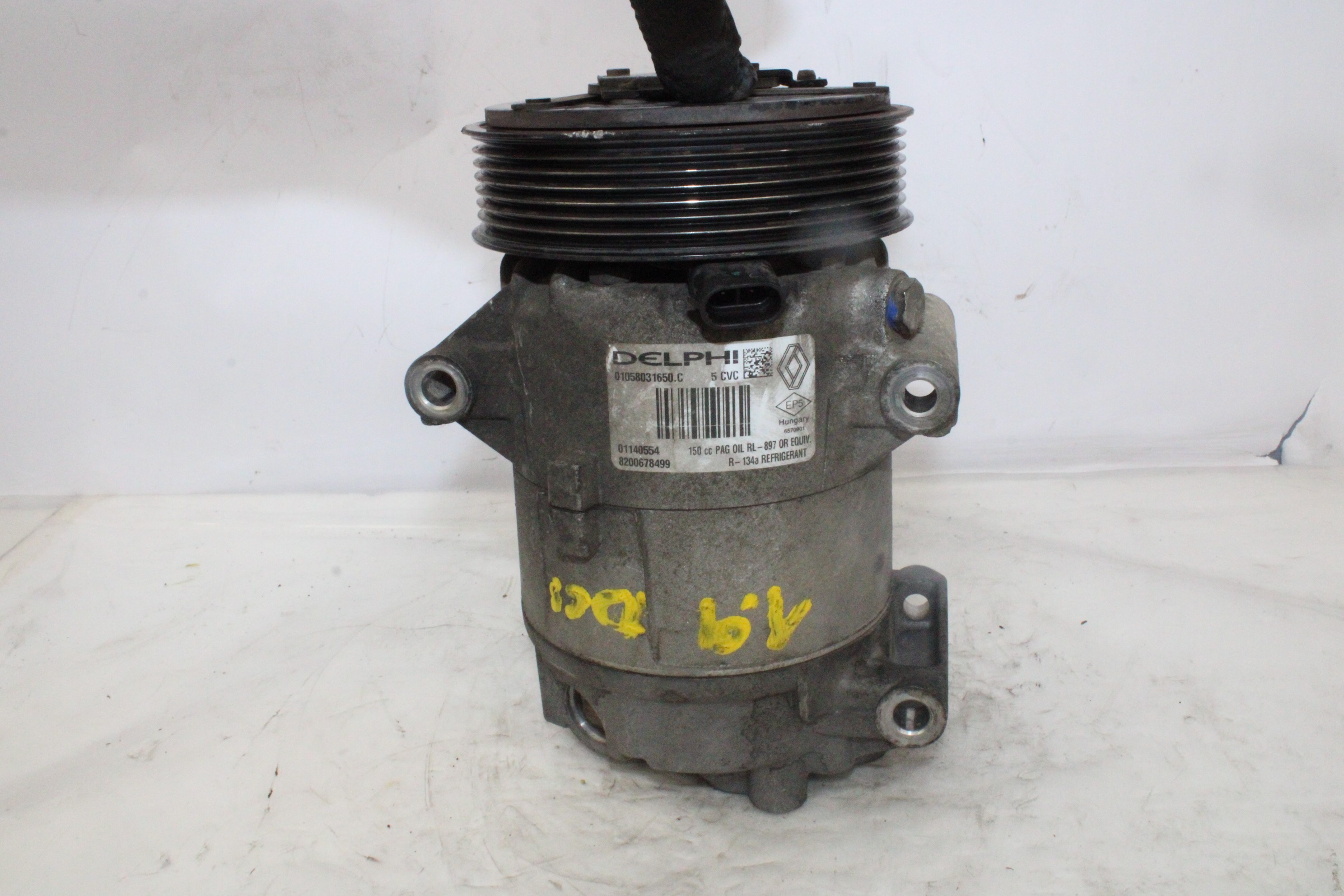 RENAULT Megane 2 generation (2002-2012) Pompe de climatisation 8200678499 21073669